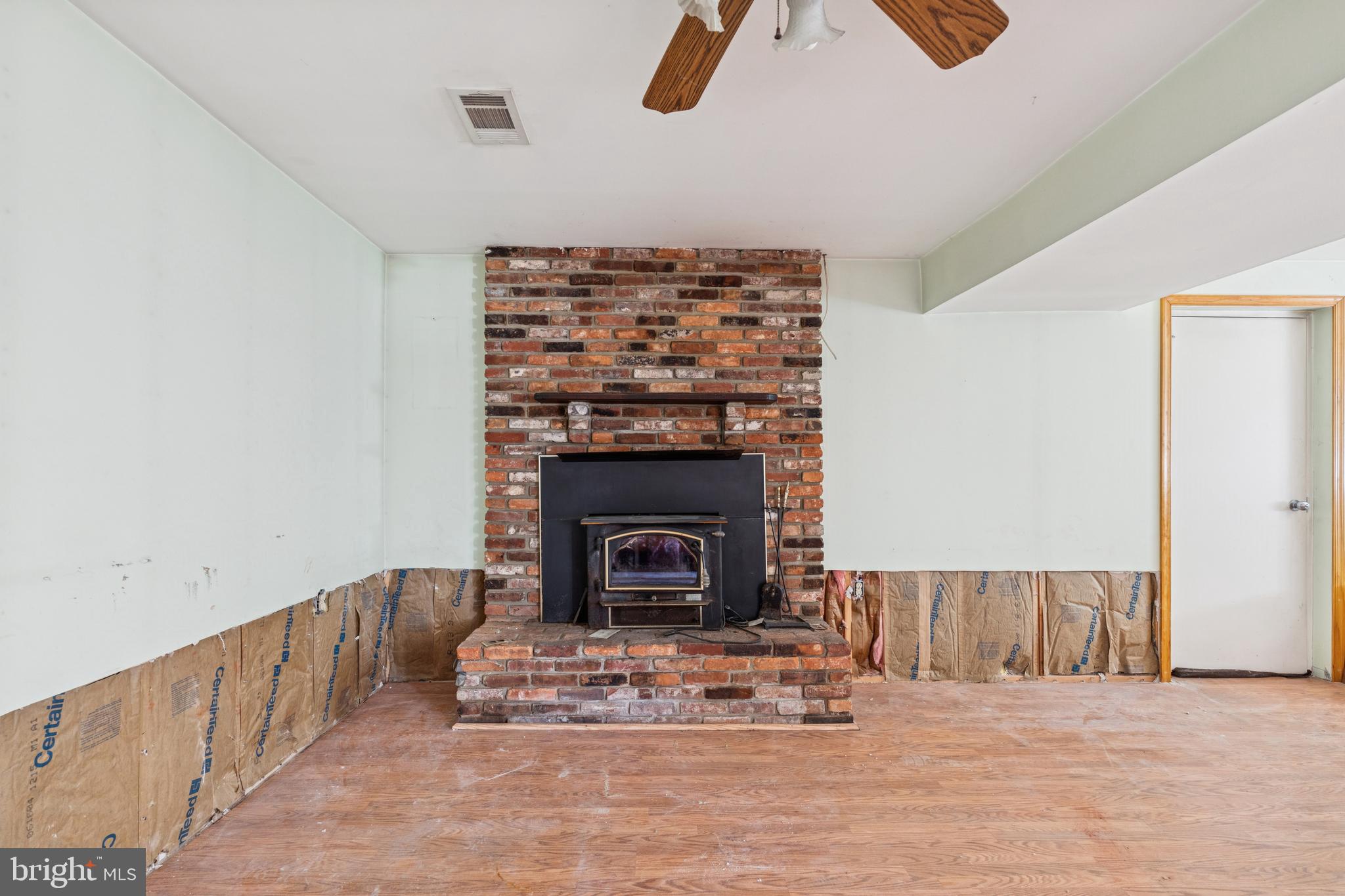 RIDGE VIEW - Residential