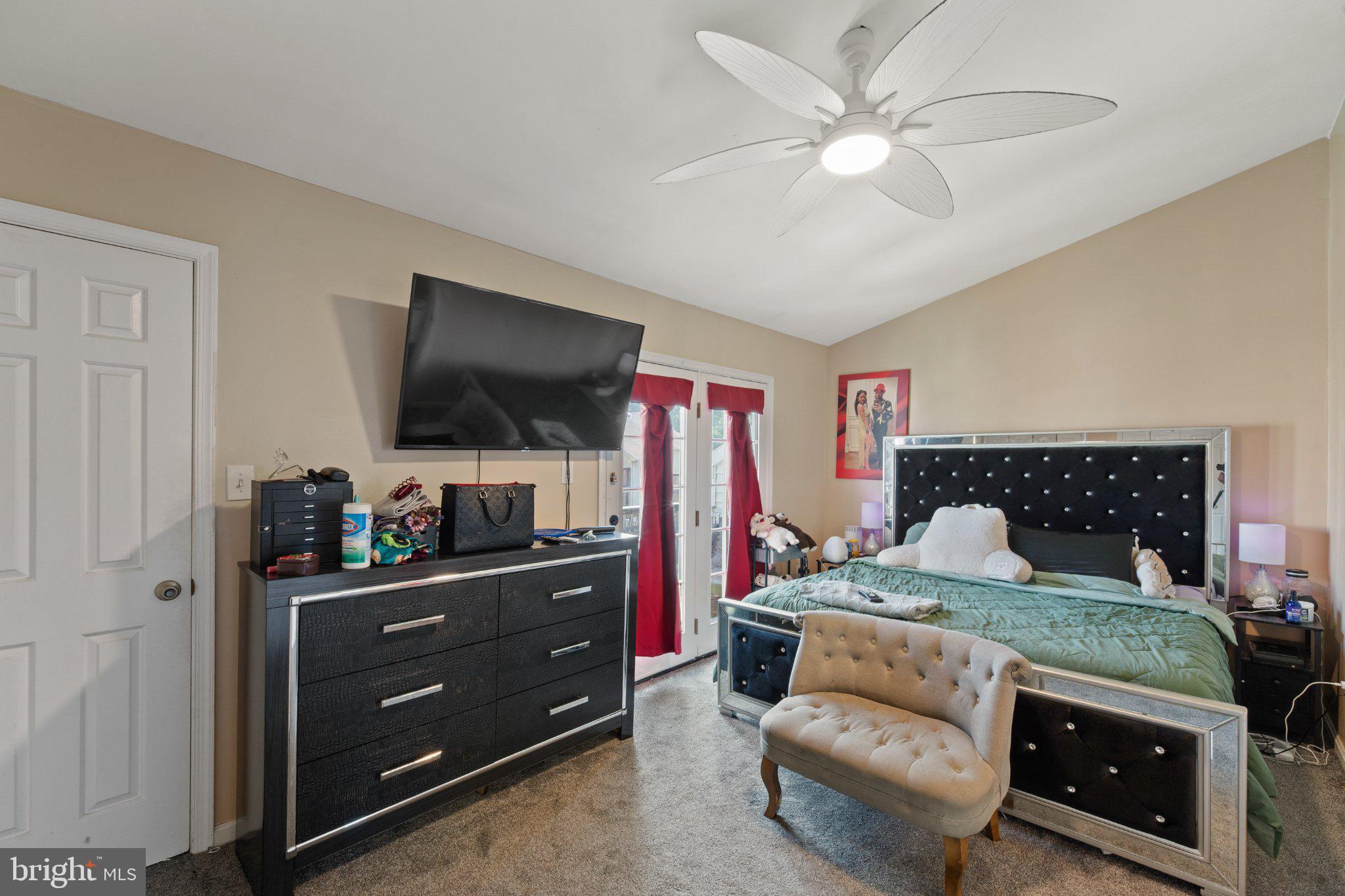 3180 WESTDALE COURT