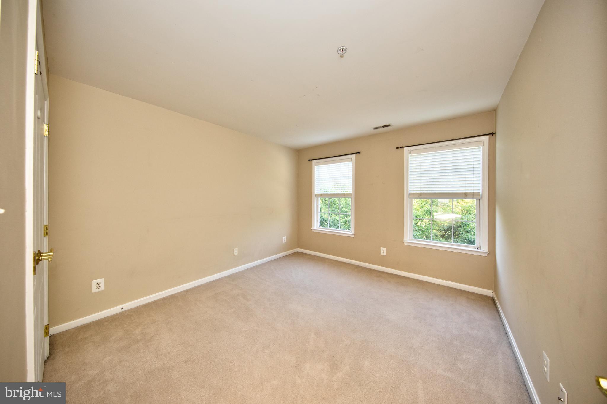 IRWINS CHOICE - Residential Lease