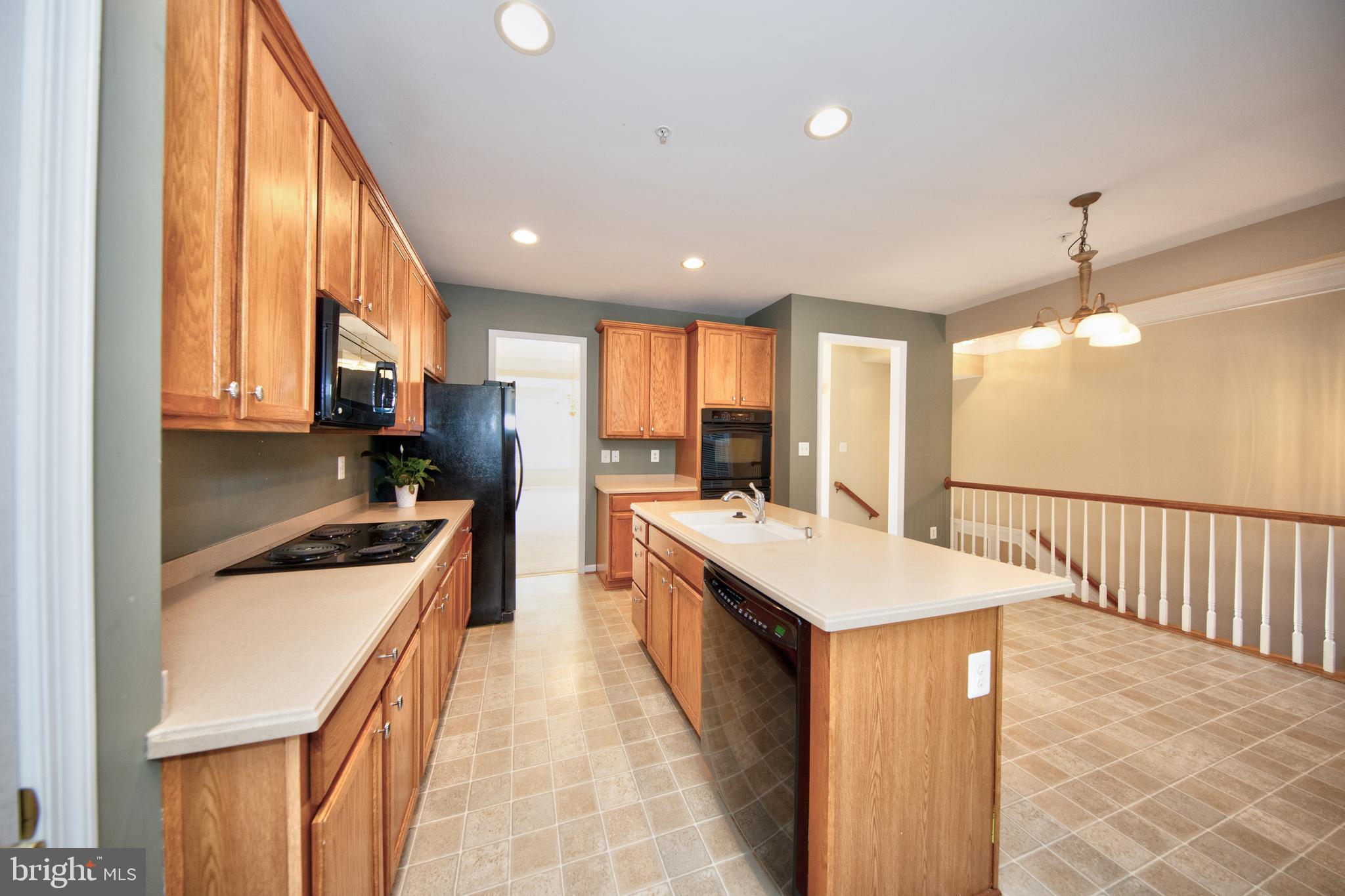 IRWINS CHOICE - Residential Lease