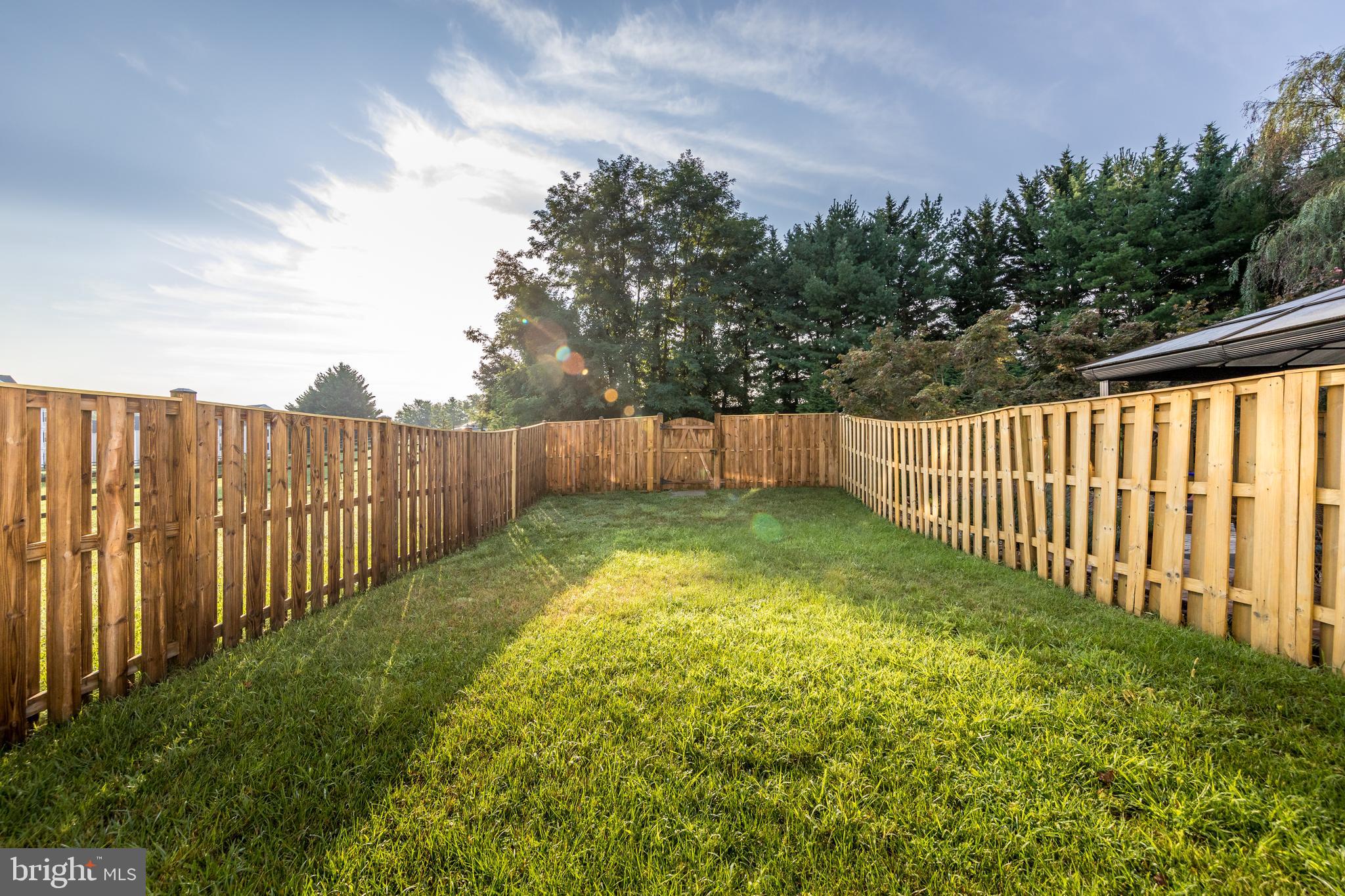 IRWINS CHOICE - Residential Lease