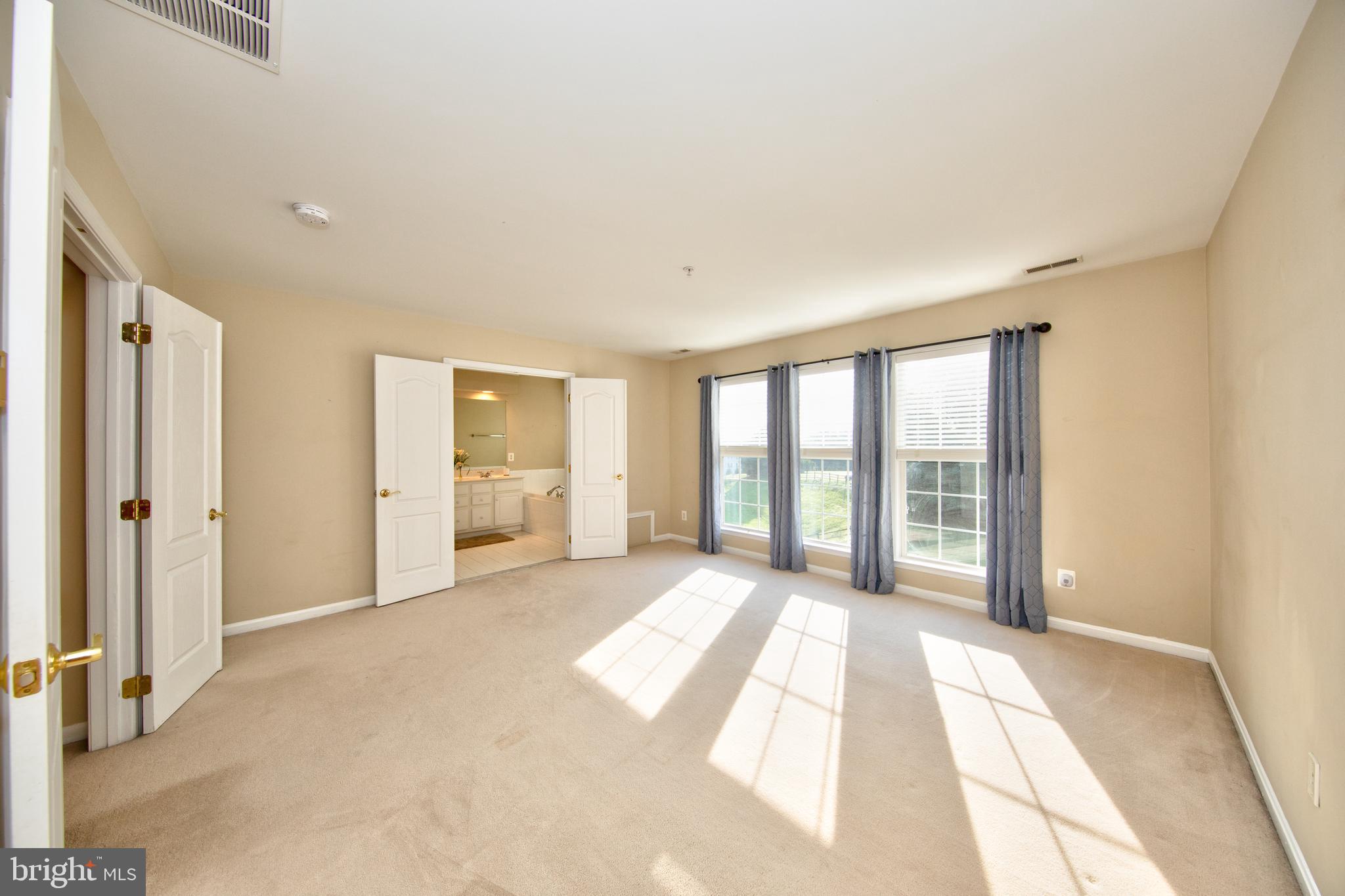 IRWINS CHOICE - Residential Lease