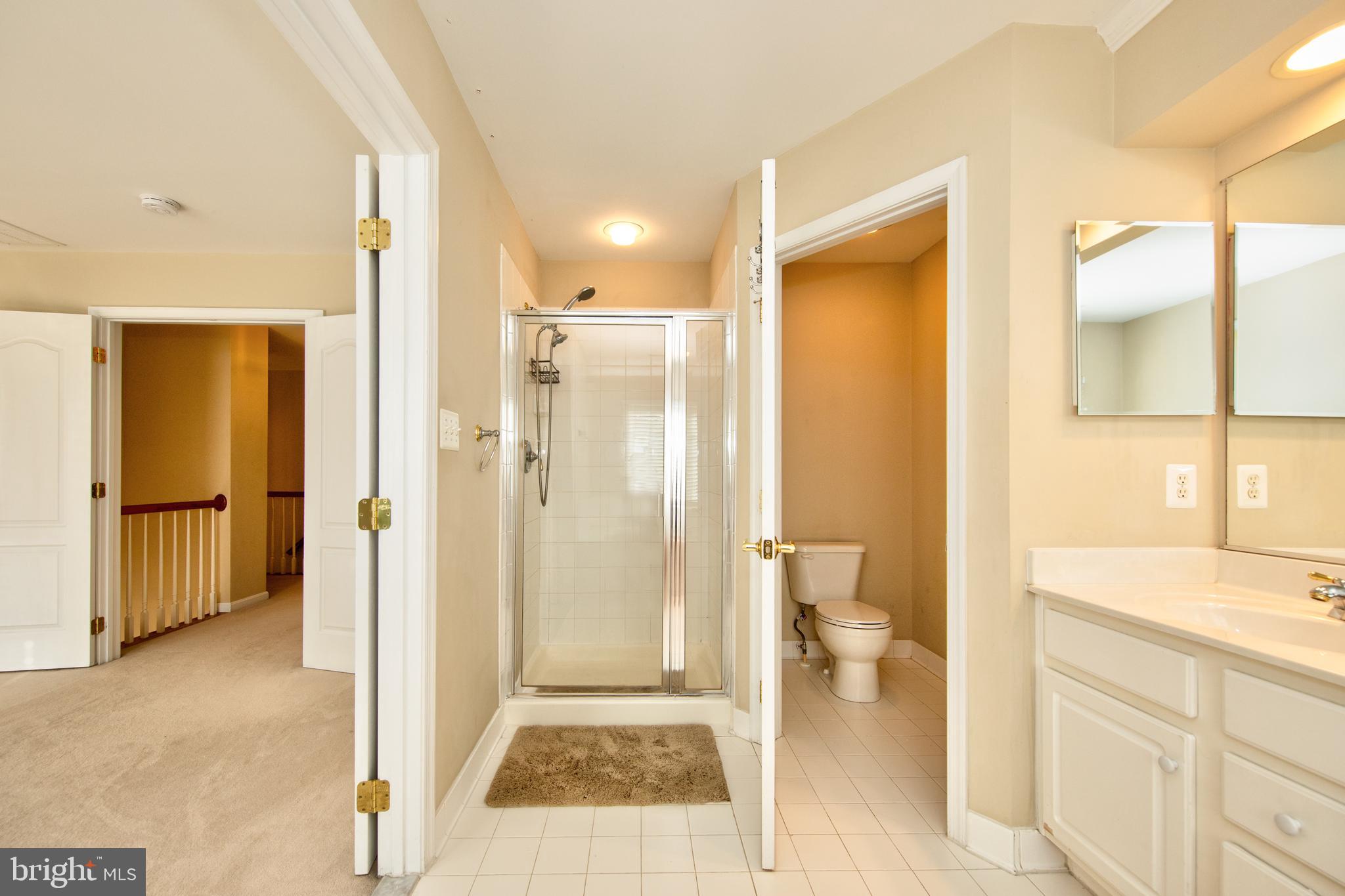 IRWINS CHOICE - Residential Lease