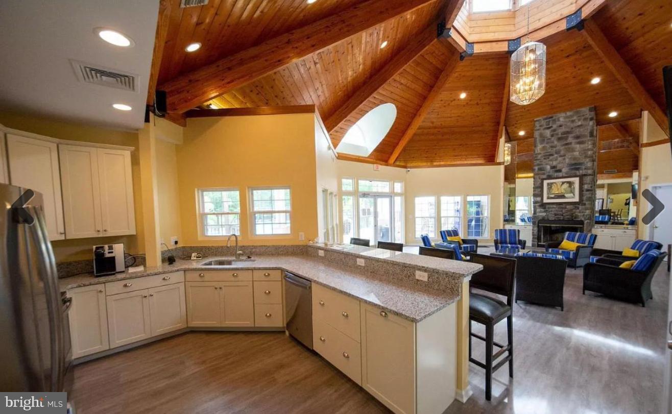 SOLOMANS LANDING CONDOMINIUMS - Residential