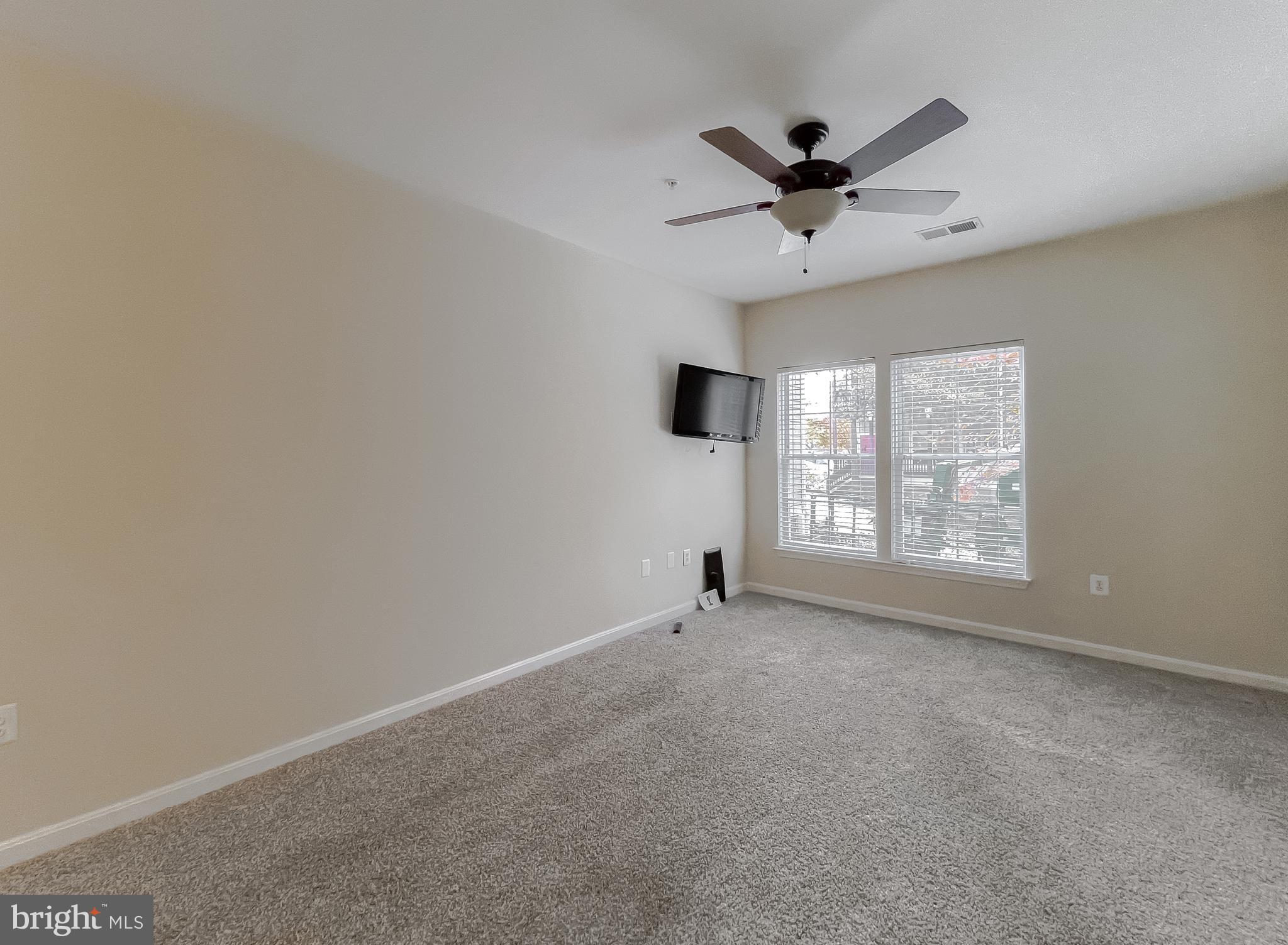 SOLOMANS LANDING CONDOMINIUMS - Residential