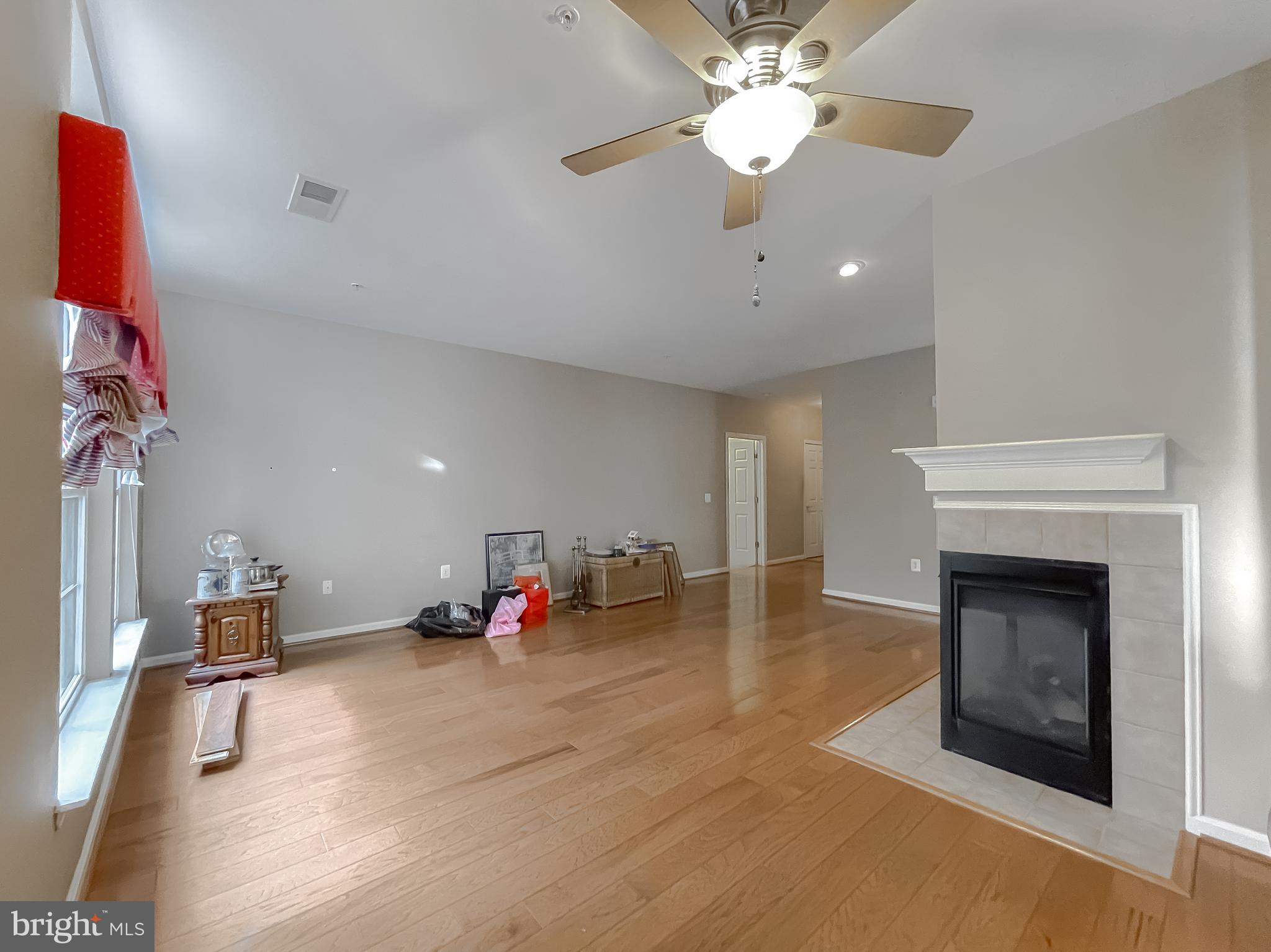 SOLOMANS LANDING CONDOMINIUMS - Residential