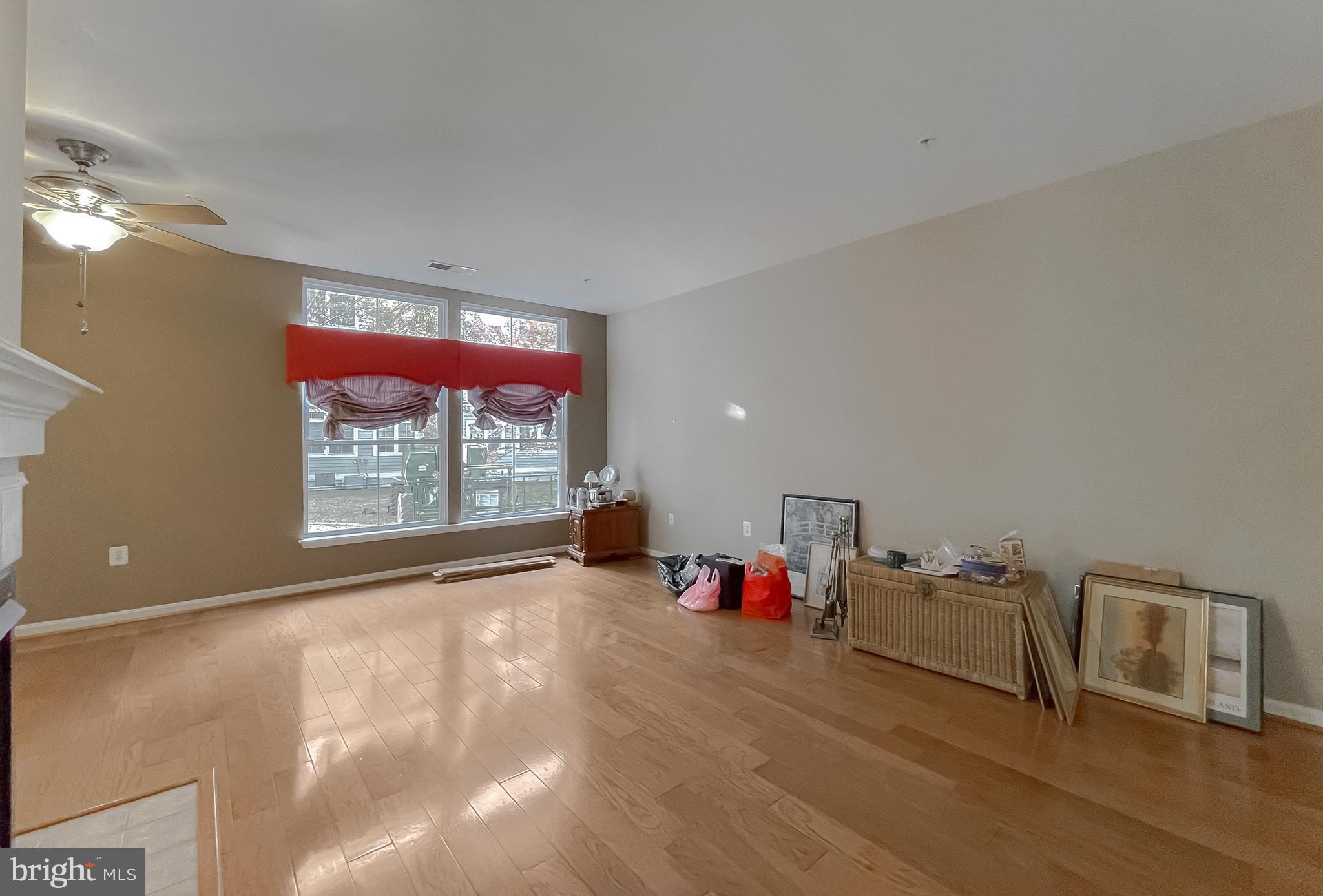 SOLOMANS LANDING CONDOMINIUMS - Residential