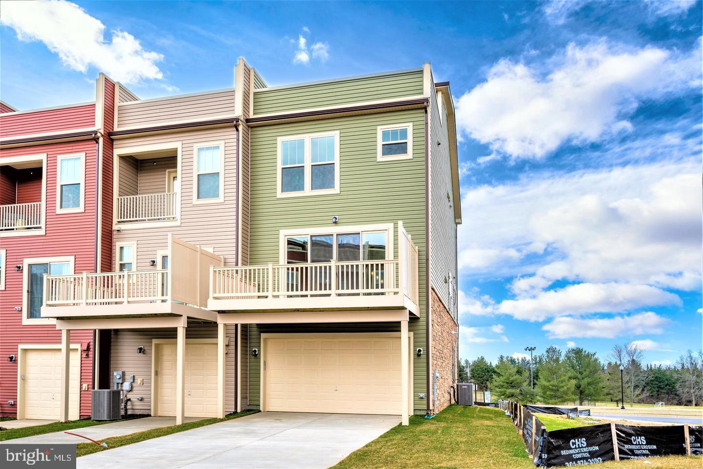 VILLAGES OF URBANA - Residential