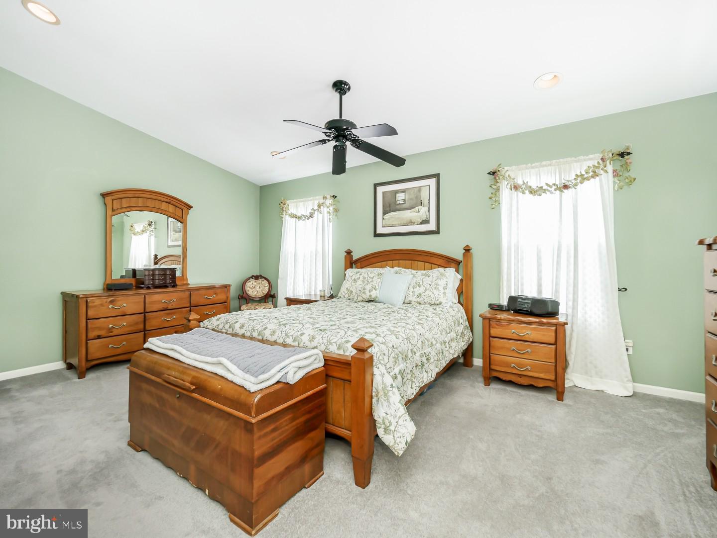 WARWICK GREENE - Residential
