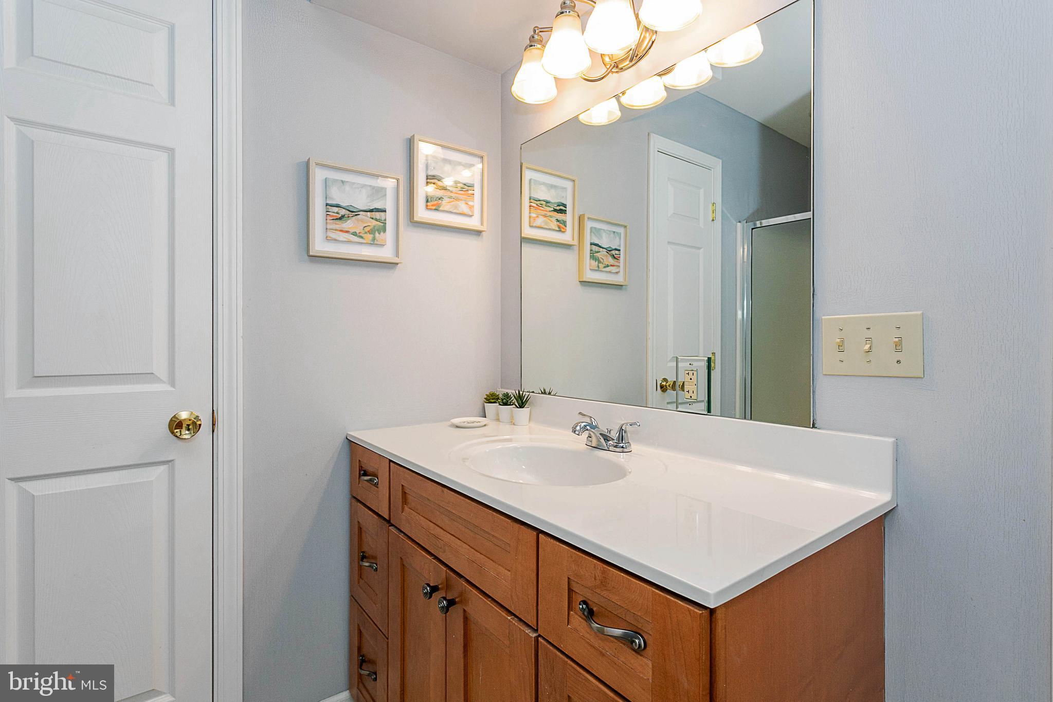 TRADERS LANDING - Residential