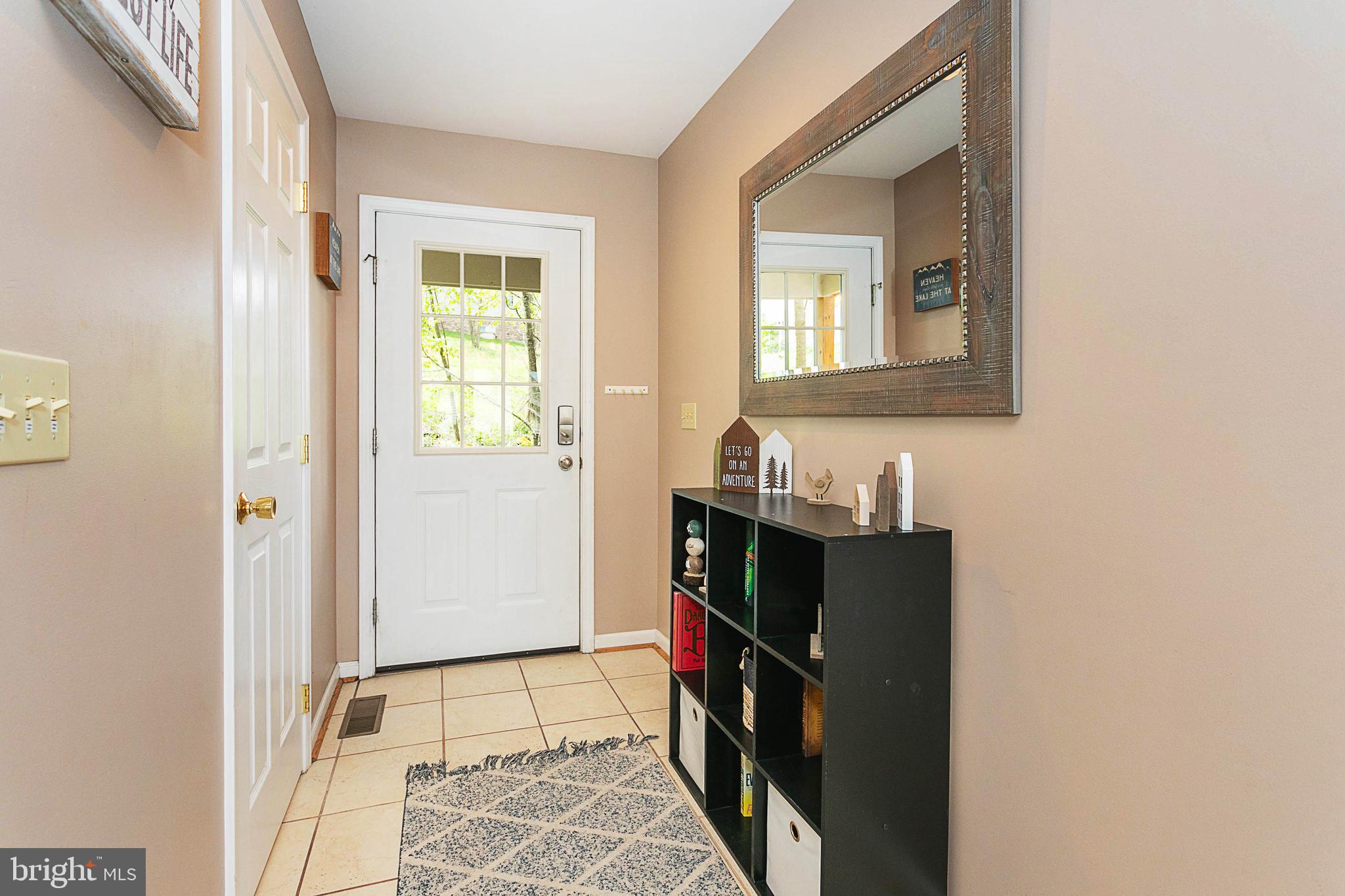 TRADERS LANDING - Residential