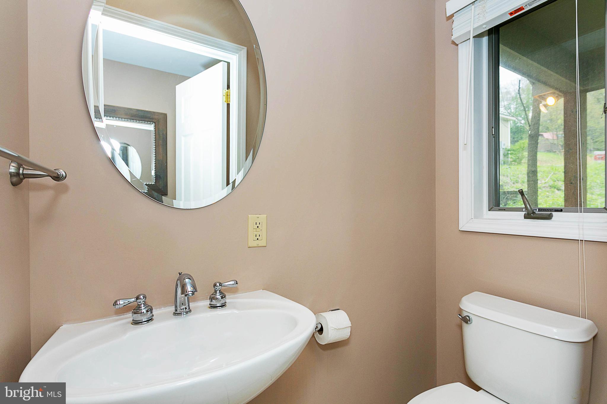 TRADERS LANDING - Residential