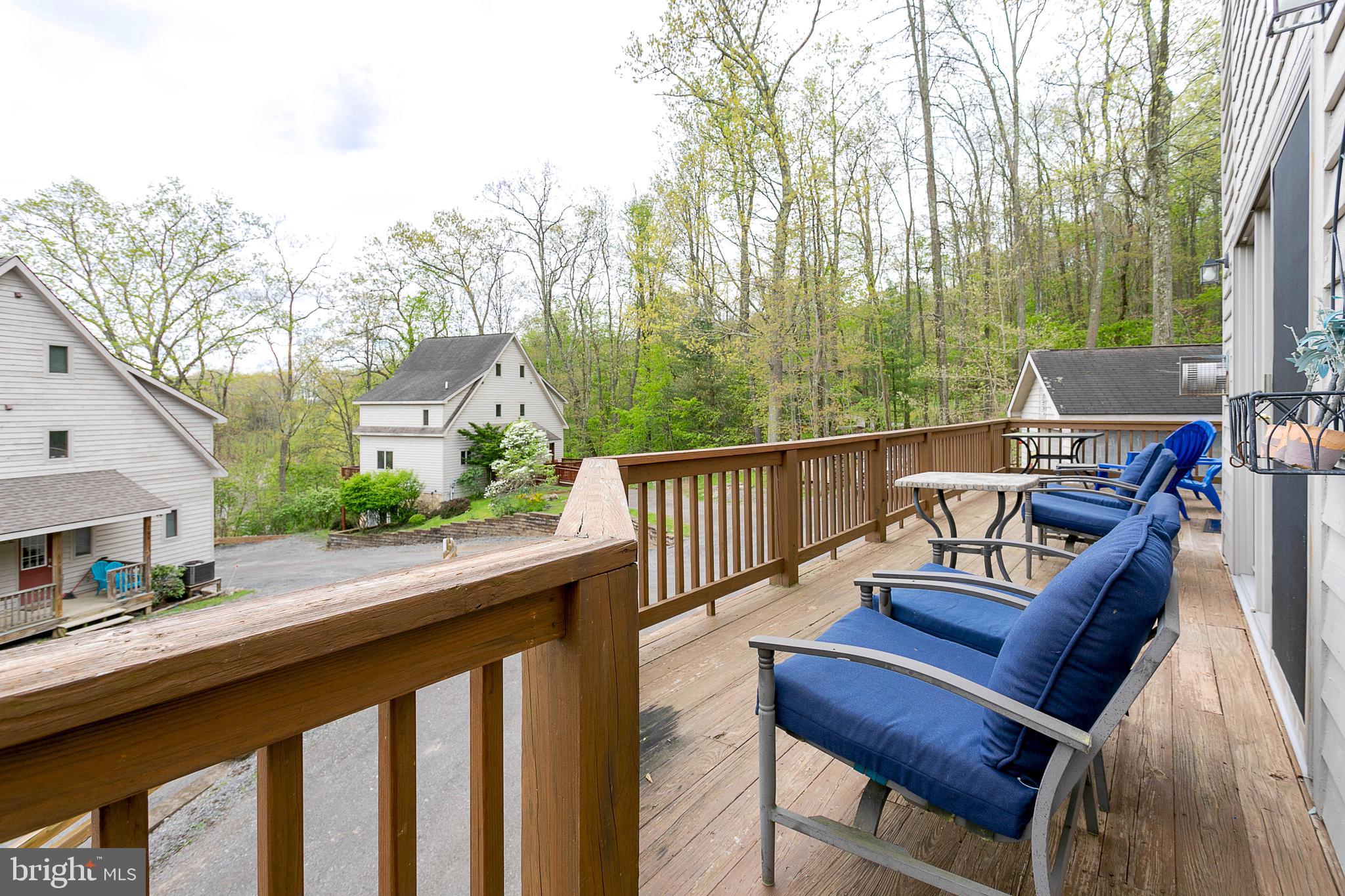 TRADERS LANDING - Residential