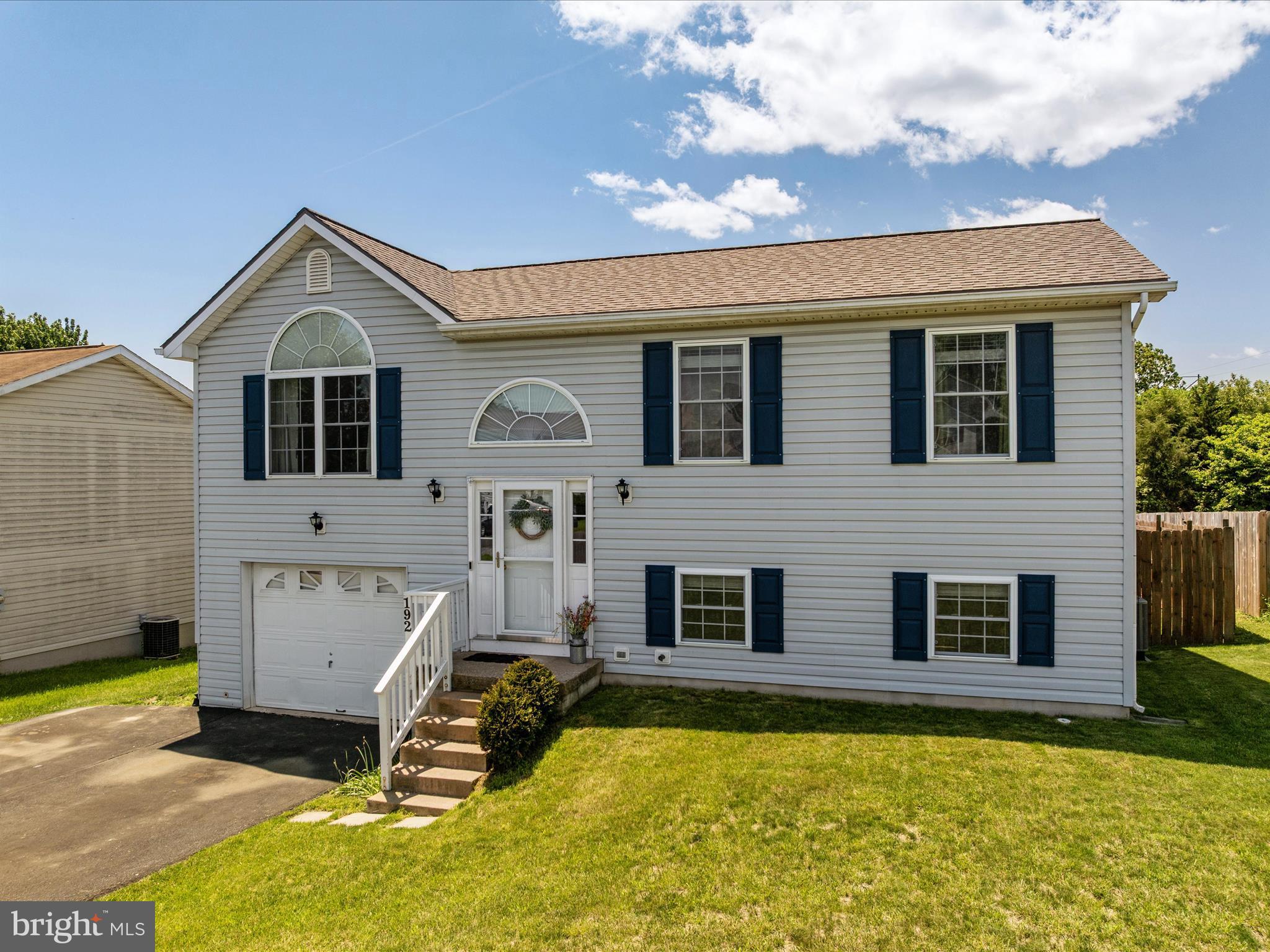 WILDFLOWER RIDGE - Residential