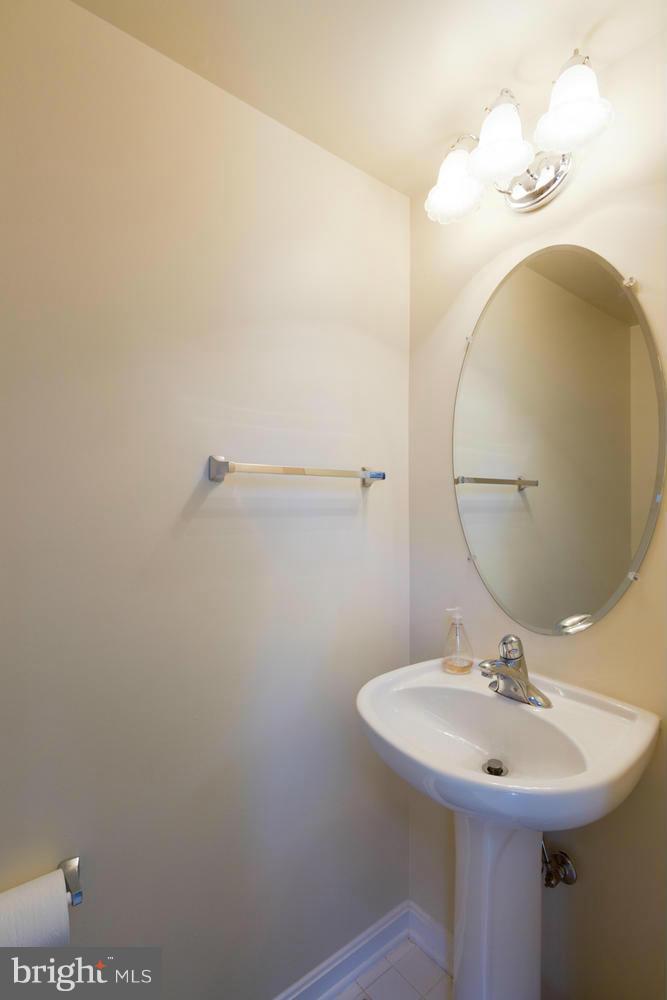 FAIRCREST - Residential Lease