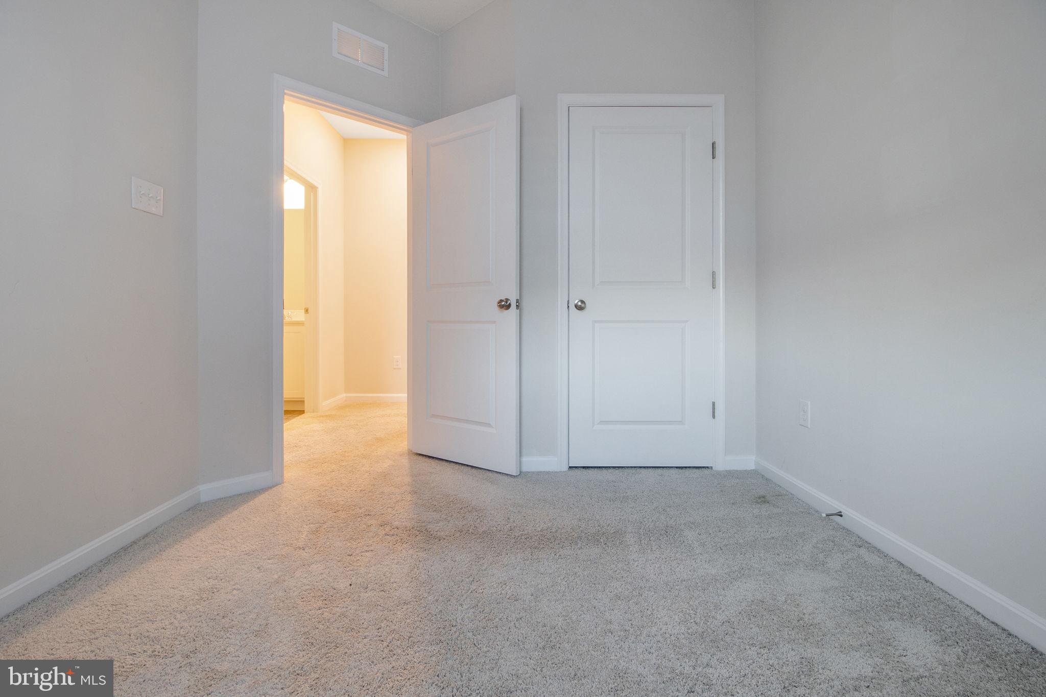 SEVERN MEADOWS - Residential Lease