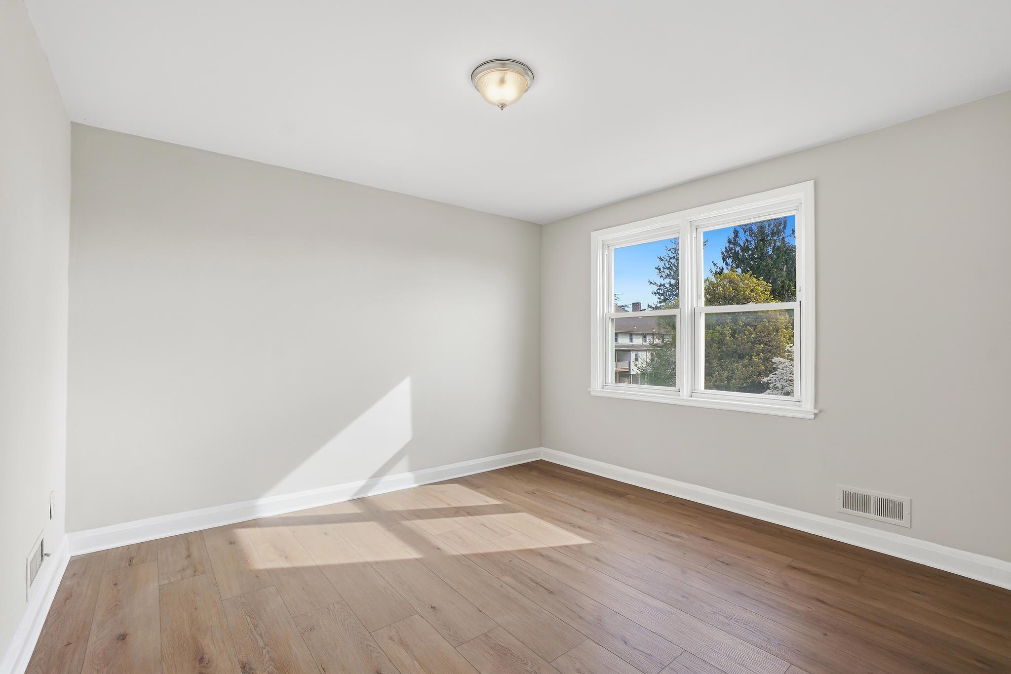 MOUNT RIDGE - Residential