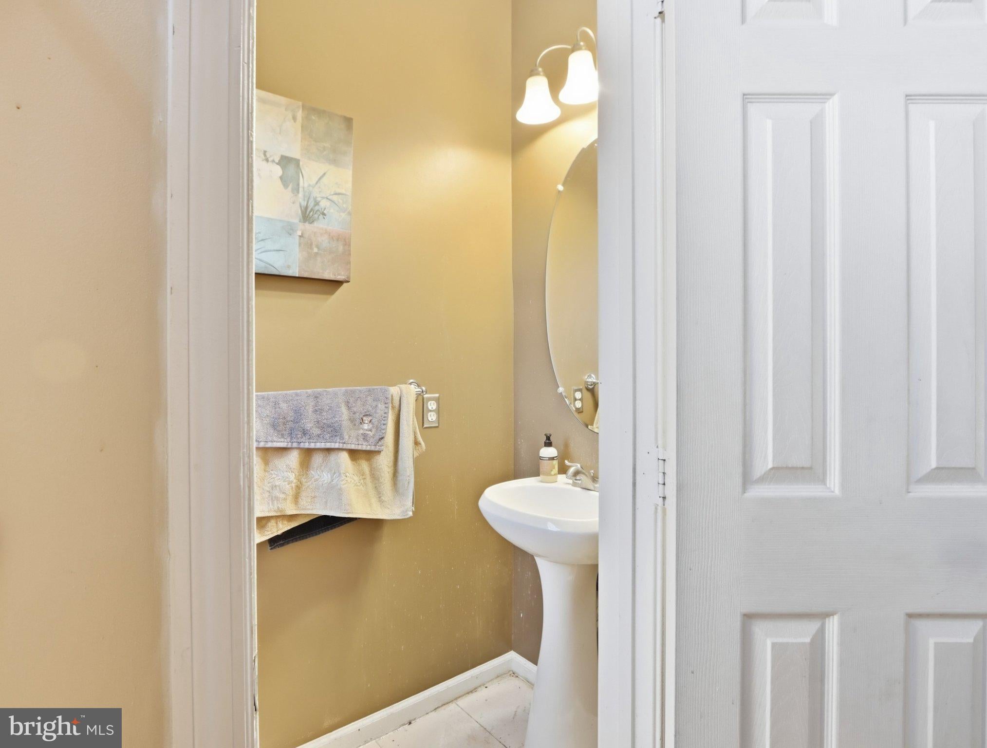 1130 WICKFORD COURT