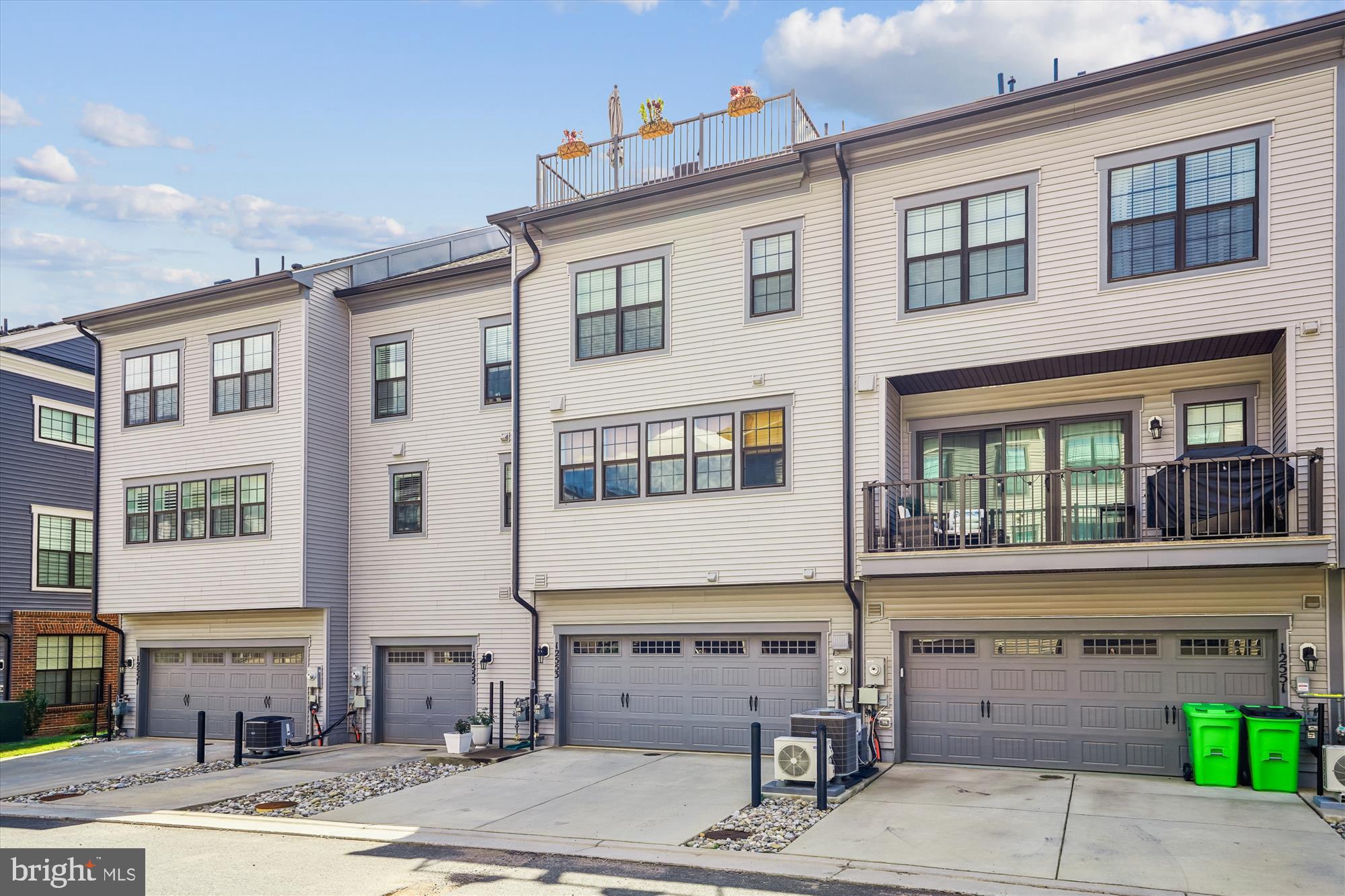 12553 TODD LANE