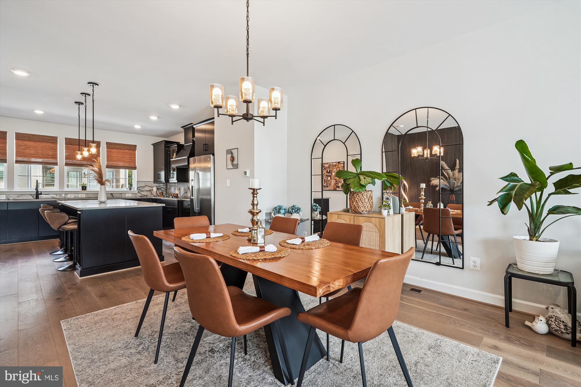 ENCLAVE AT FAIR LAKES - Residential