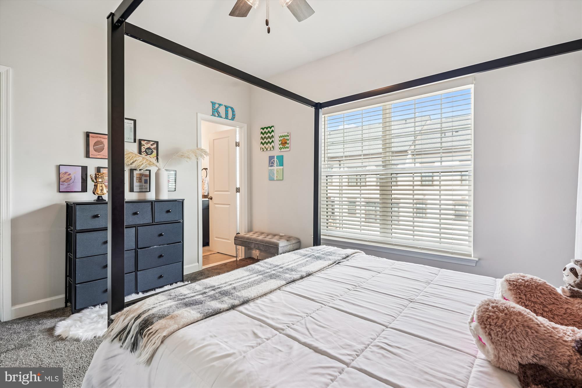 ENCLAVE AT FAIR LAKES - Residential