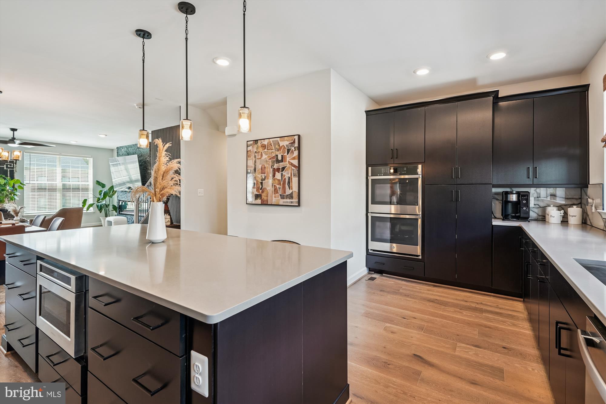 ENCLAVE AT FAIR LAKES - Residential