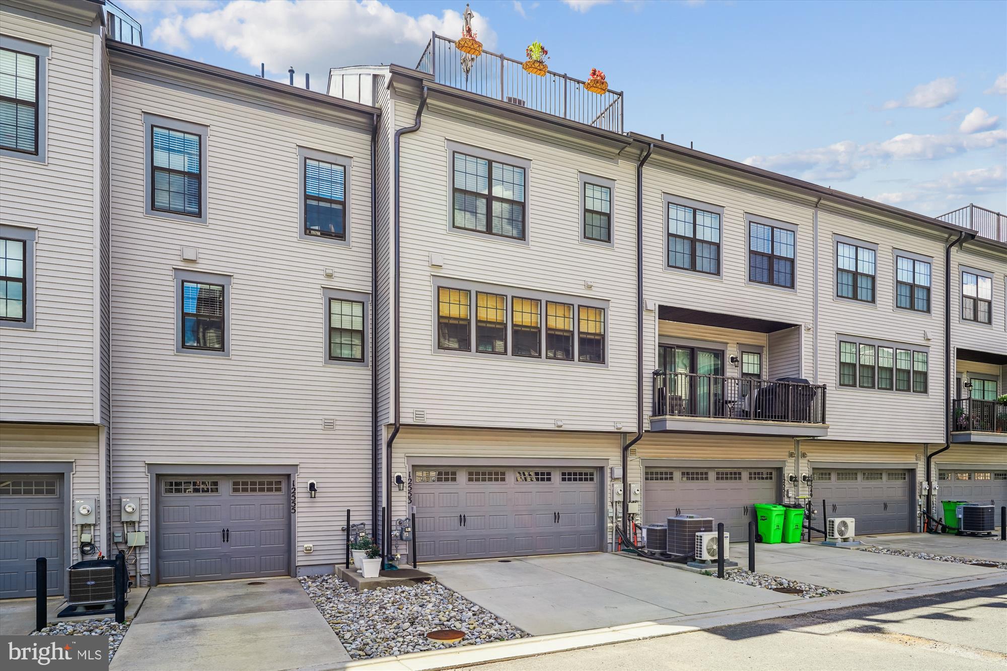 12553 TODD LANE