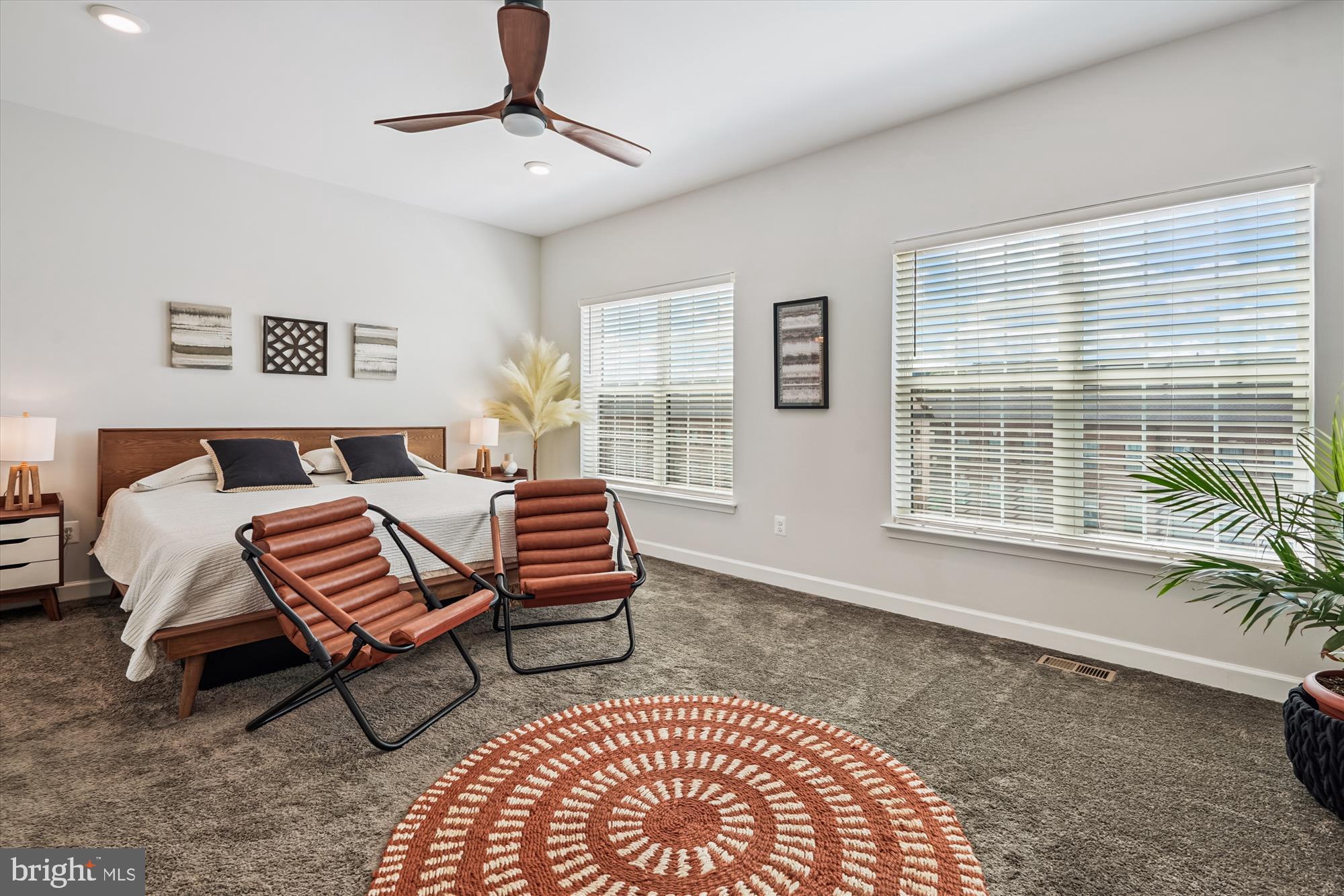 ENCLAVE AT FAIR LAKES - Residential