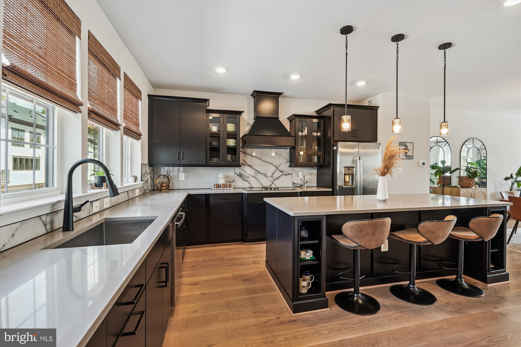 ENCLAVE AT FAIR LAKES - Residential