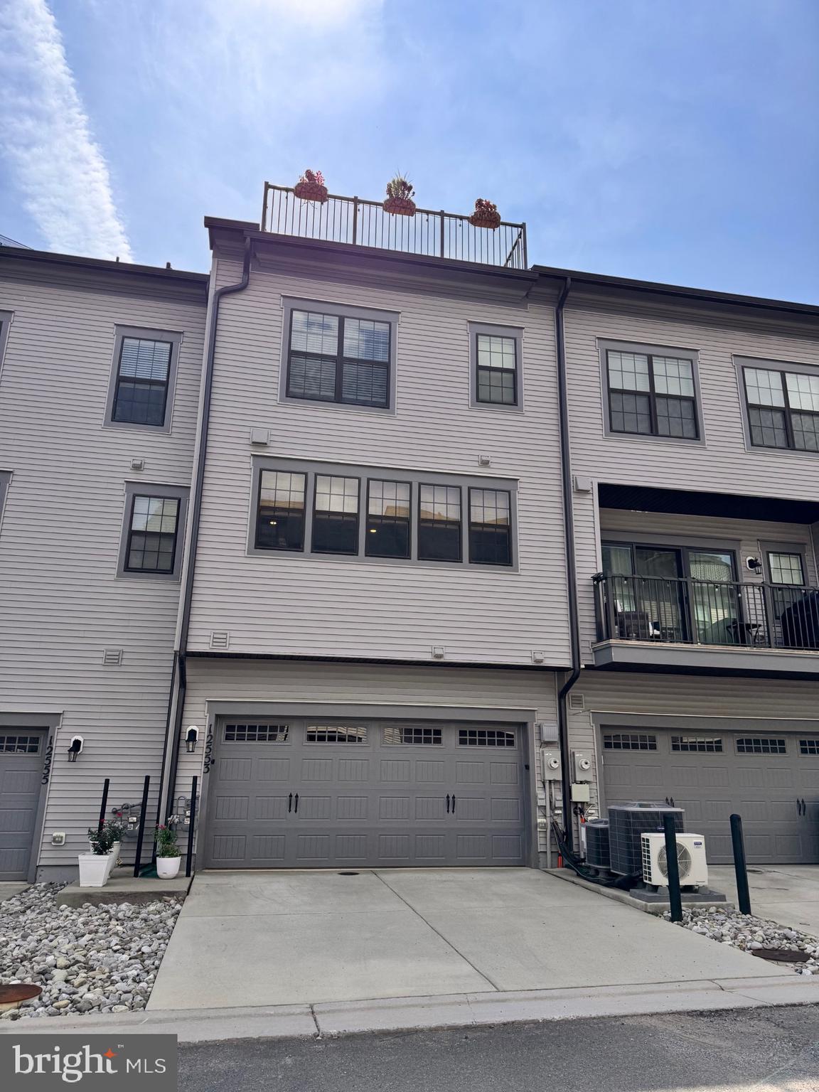12553 TODD LANE