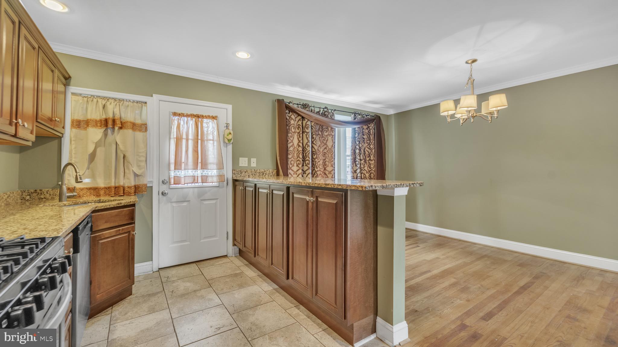 NORTHWOOD - Residential