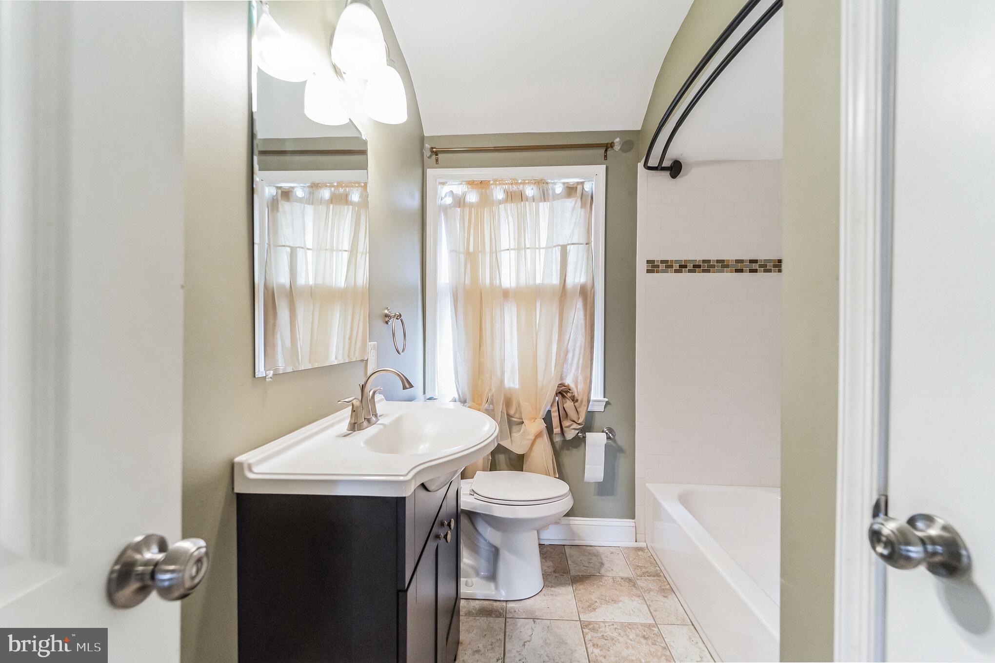 NORTHWOOD - Residential