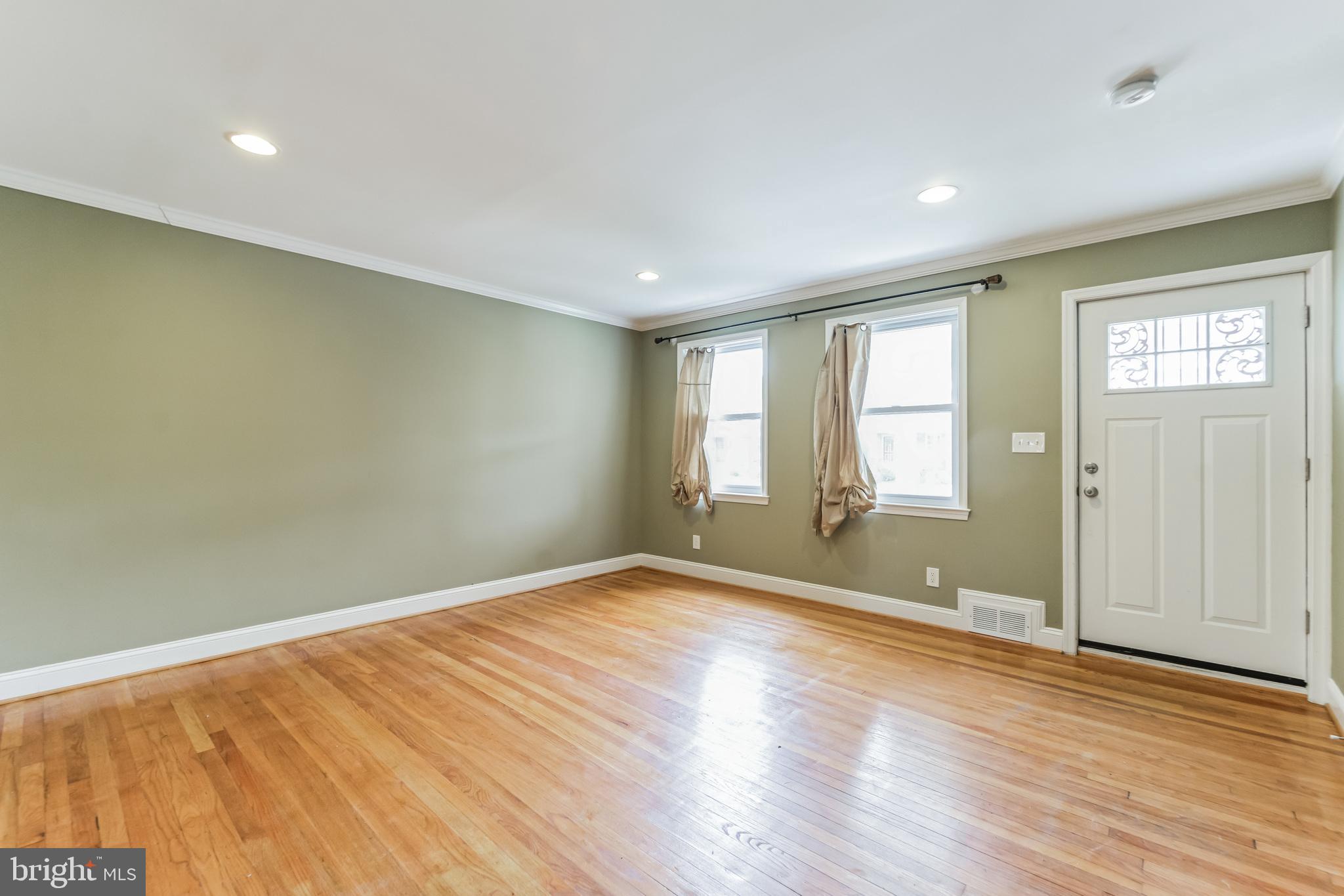 NORTHWOOD - Residential