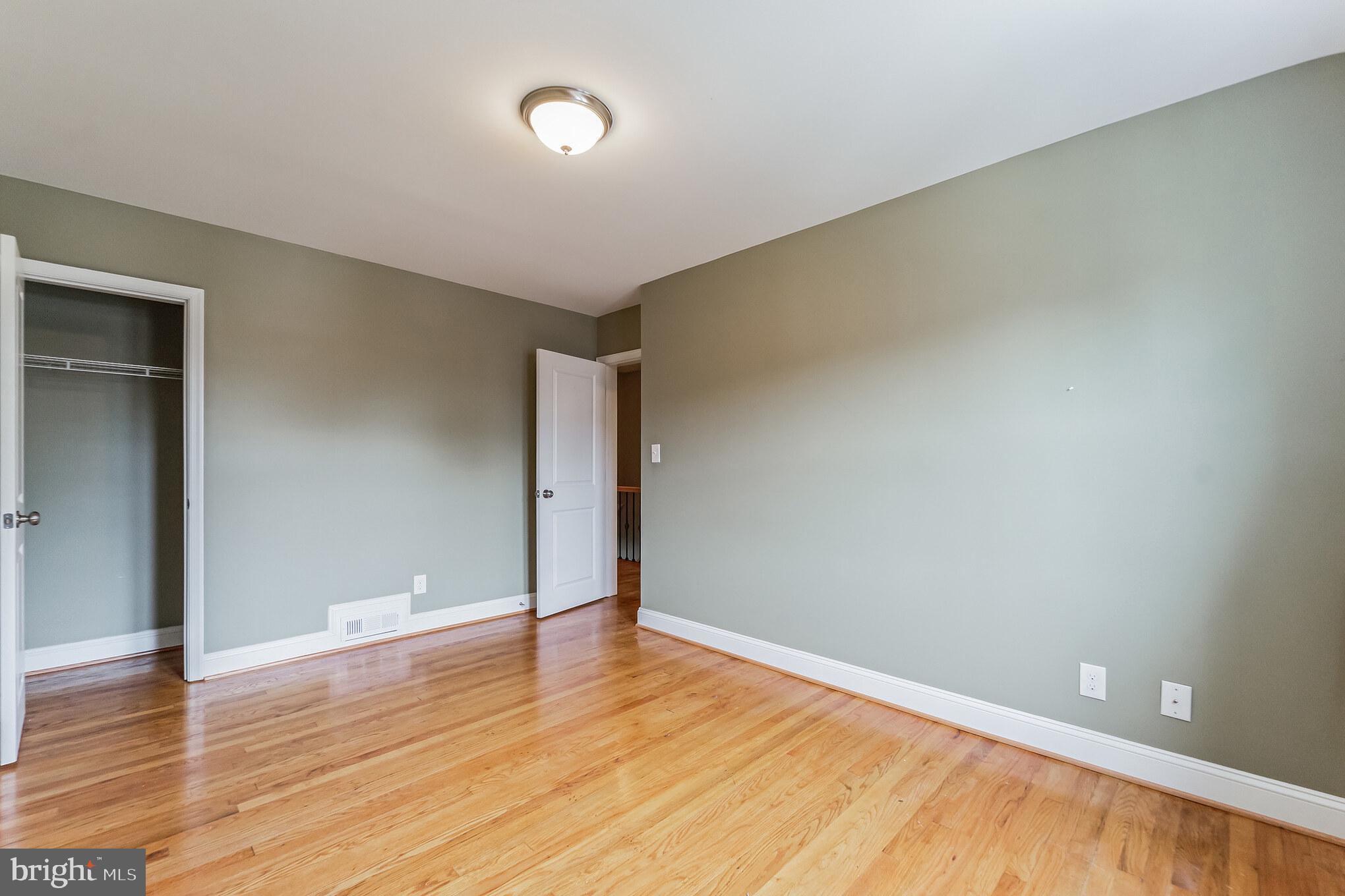 NORTHWOOD - Residential