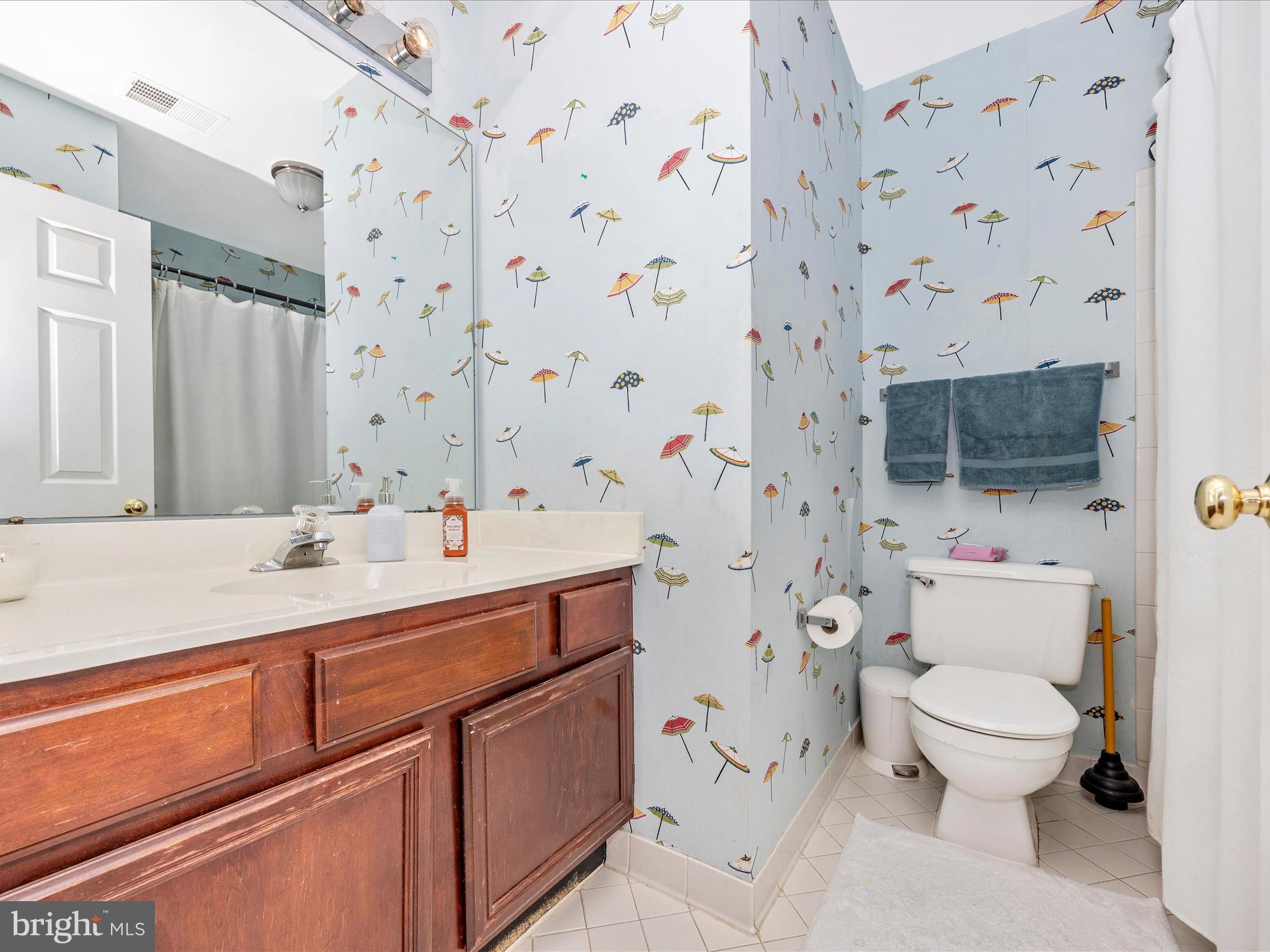 MEADOWGATE - Residential