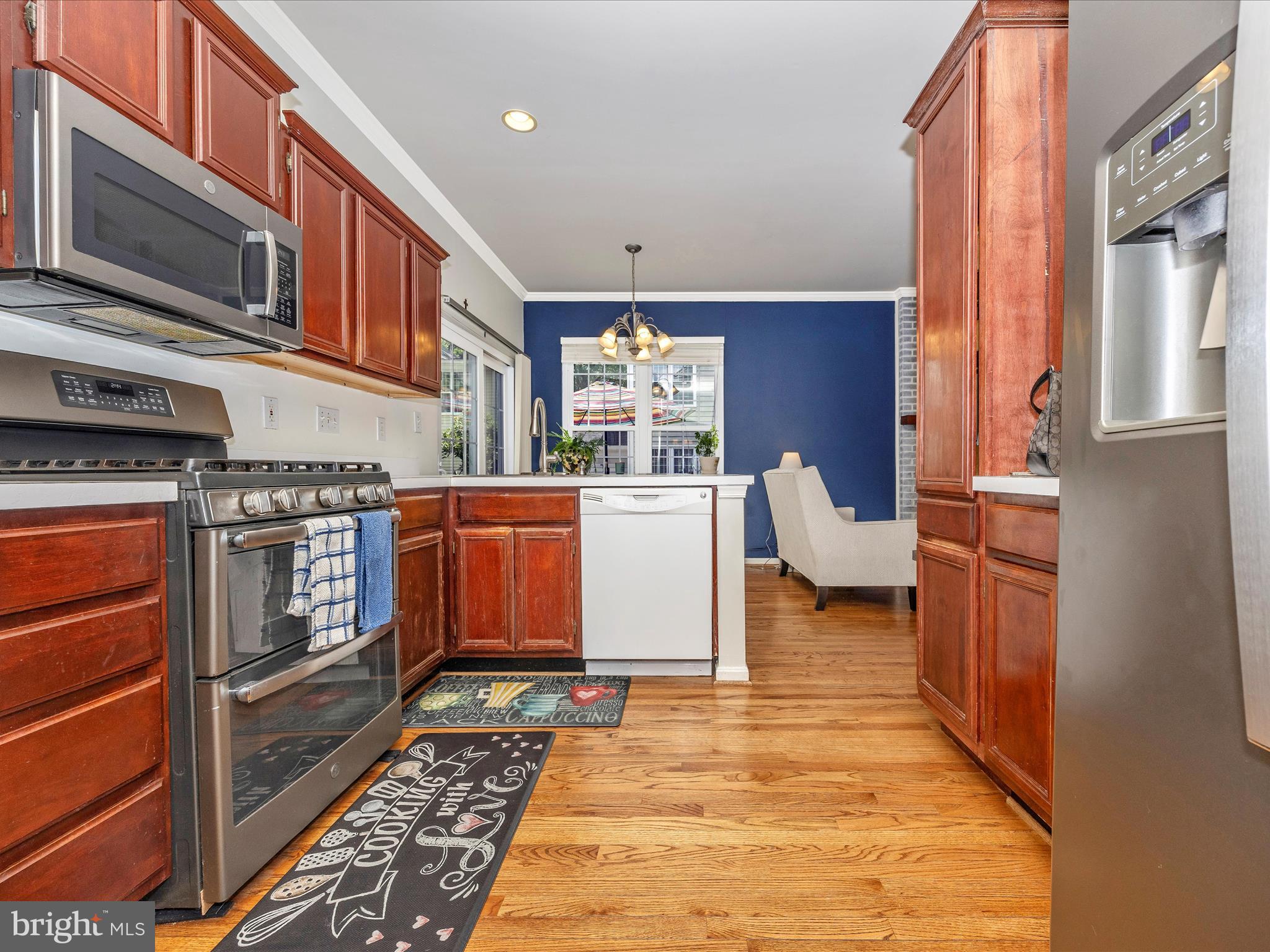 MEADOWGATE - Residential