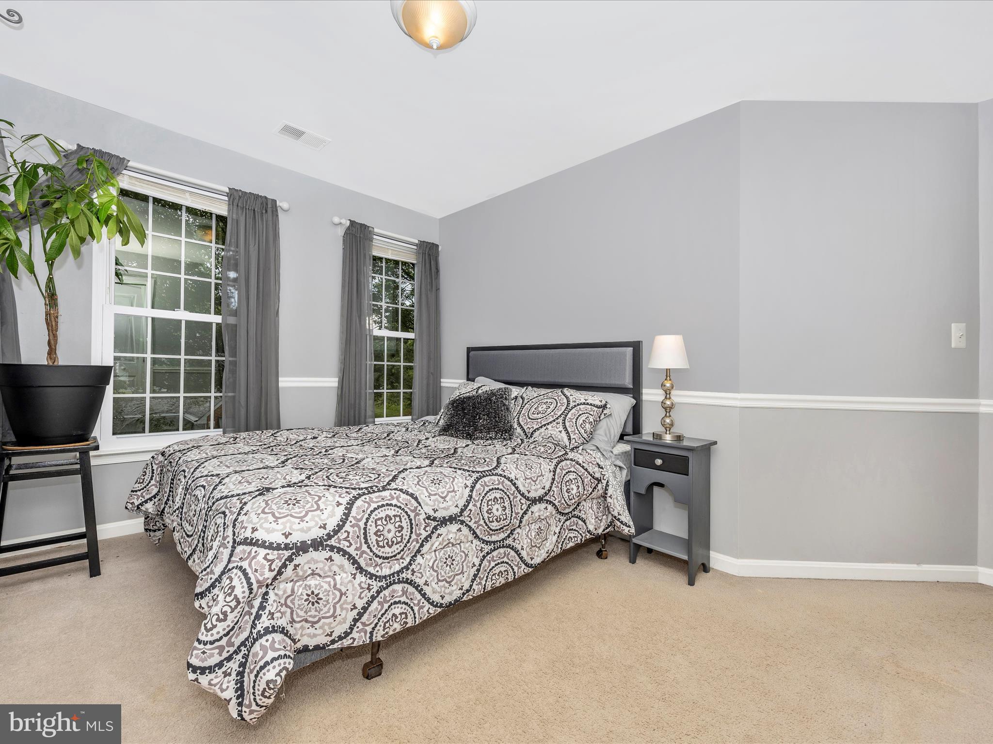 MEADOWGATE - Residential