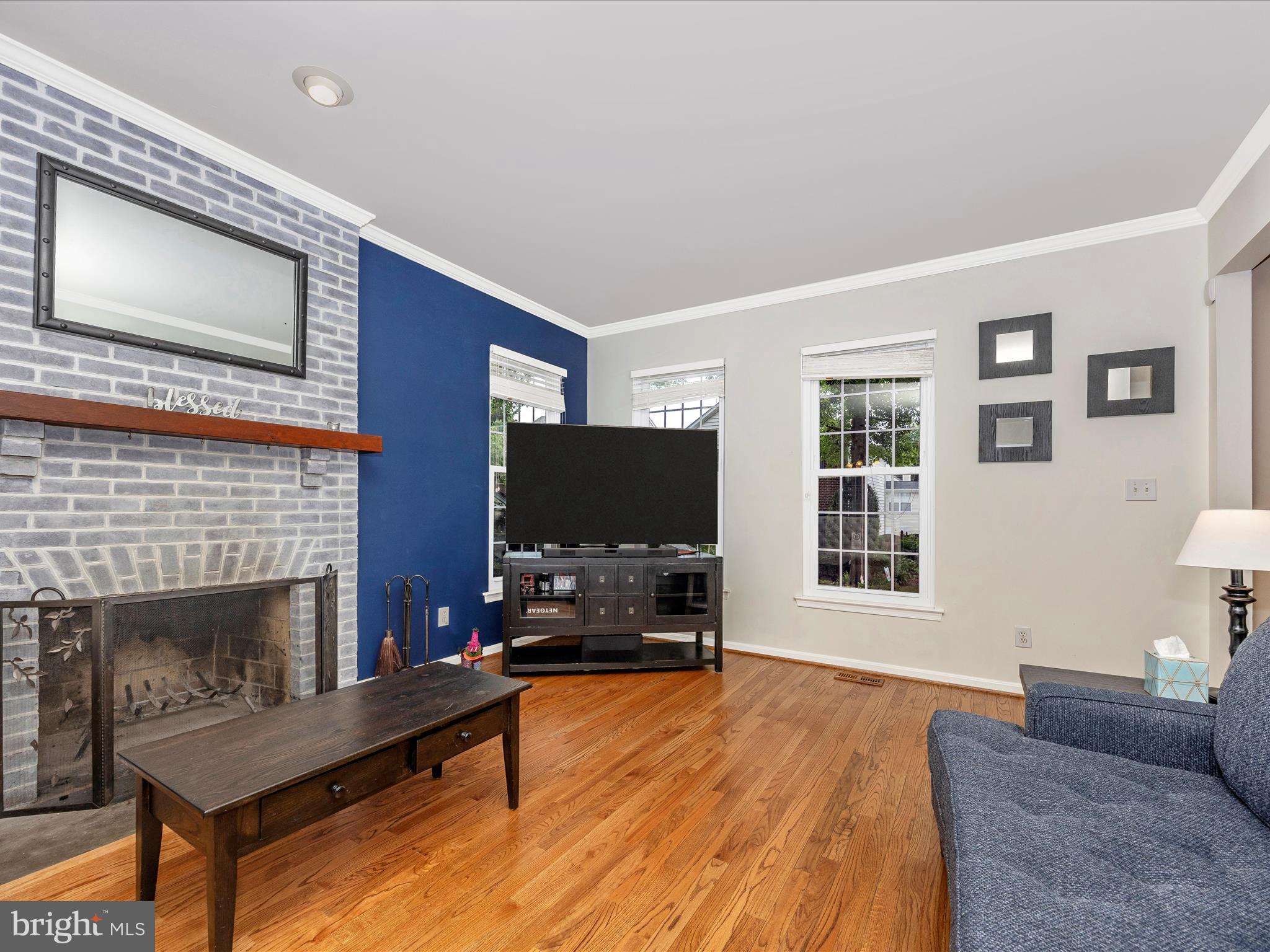 MEADOWGATE - Residential