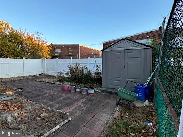 PHILADELPHIA (NORTHEAST) - Residential