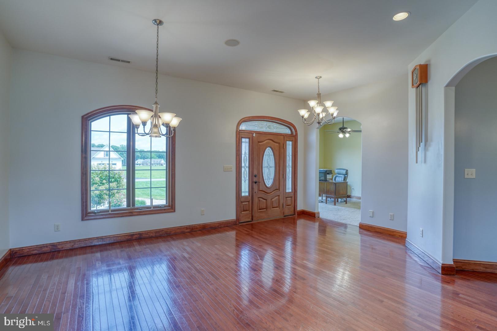 4405 GREEN BRIAR WAY