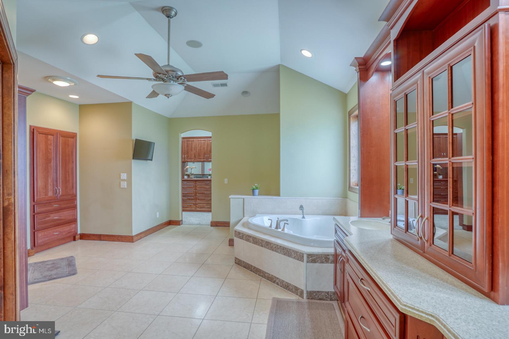 GREEN BRIAR - Residential