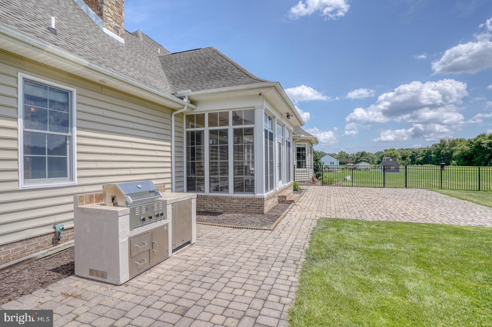 GREEN BRIAR - Residential