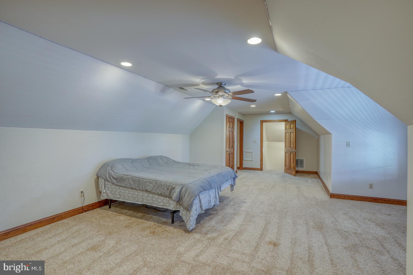 GREEN BRIAR - Residential