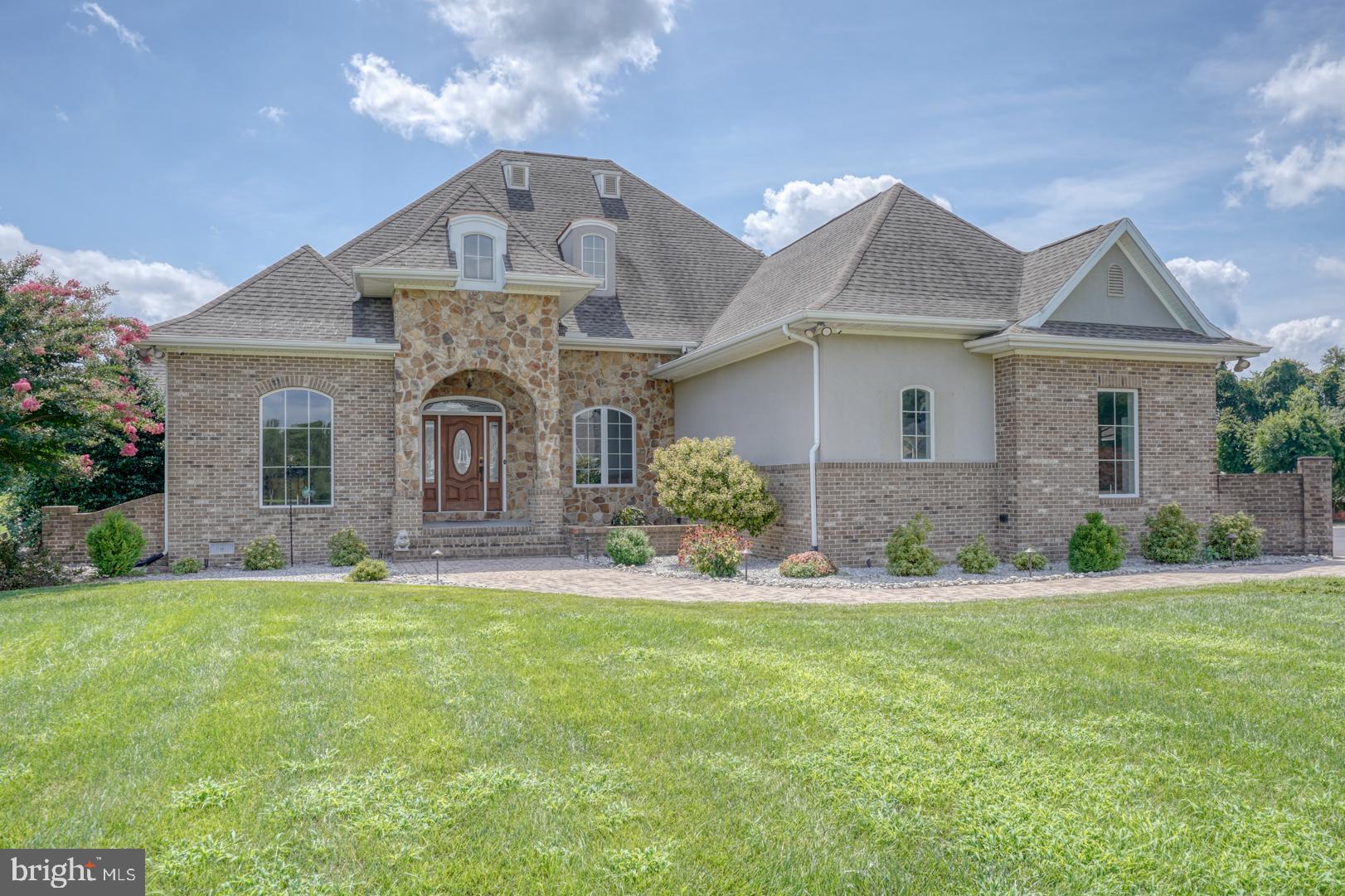 GREEN BRIAR - Residential