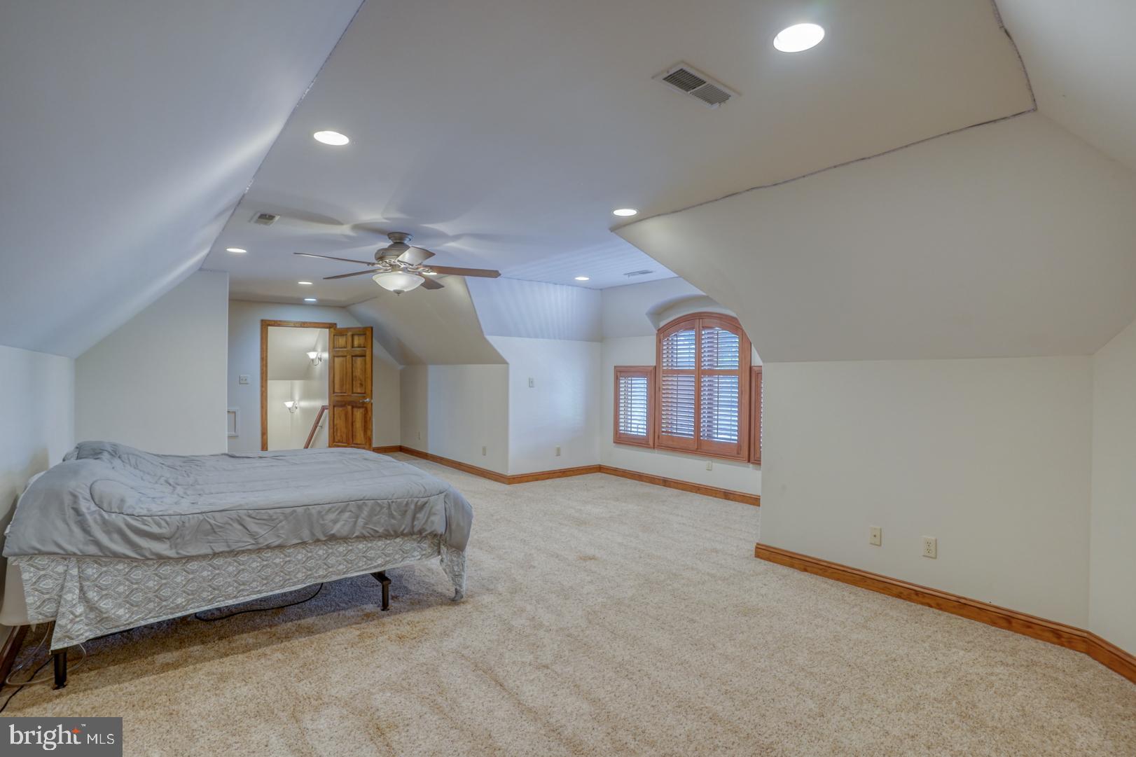 GREEN BRIAR - Residential