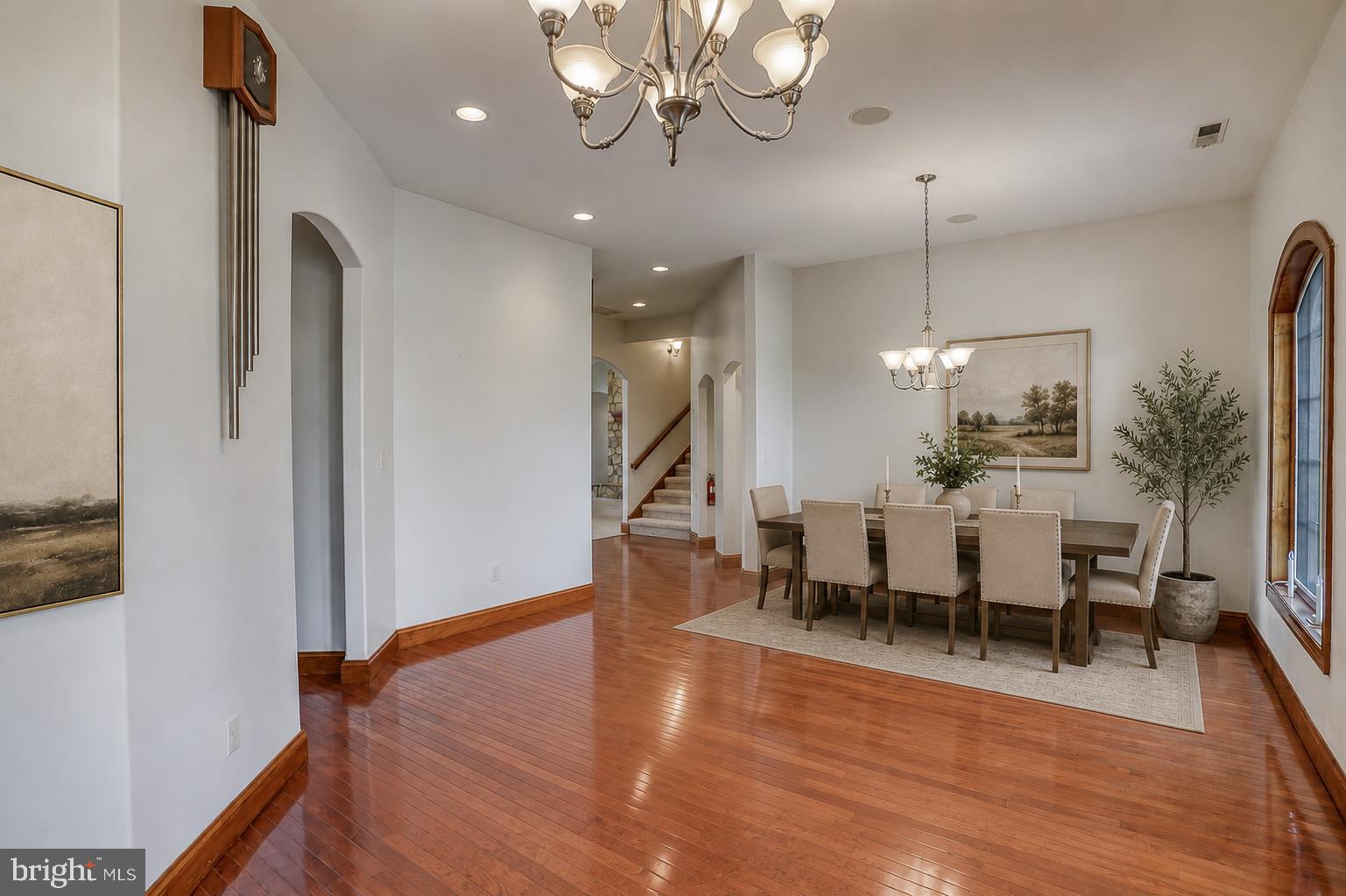 4405 GREEN BRIAR WAY