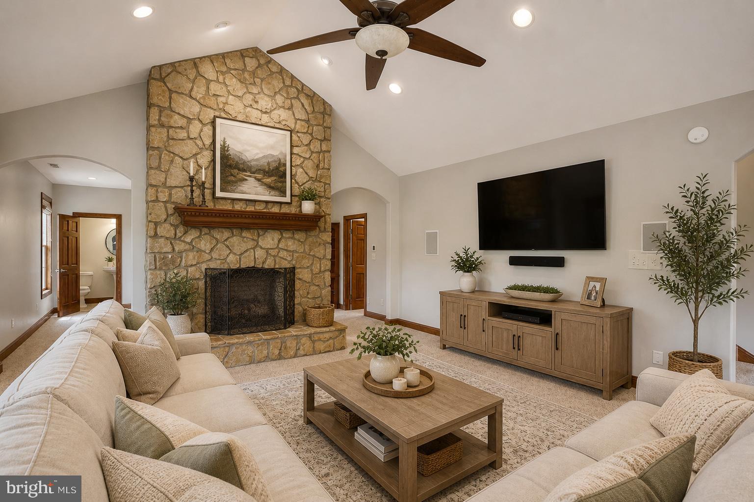 4405 GREEN BRIAR WAY