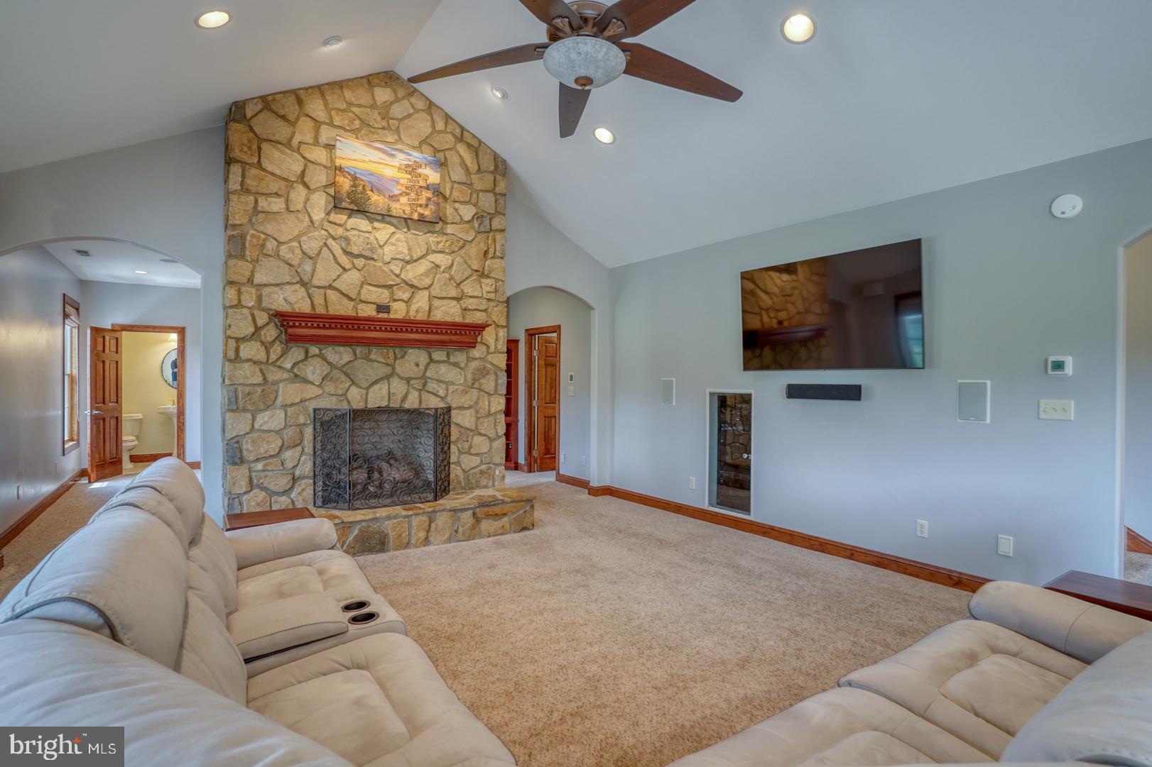 GREEN BRIAR - Residential