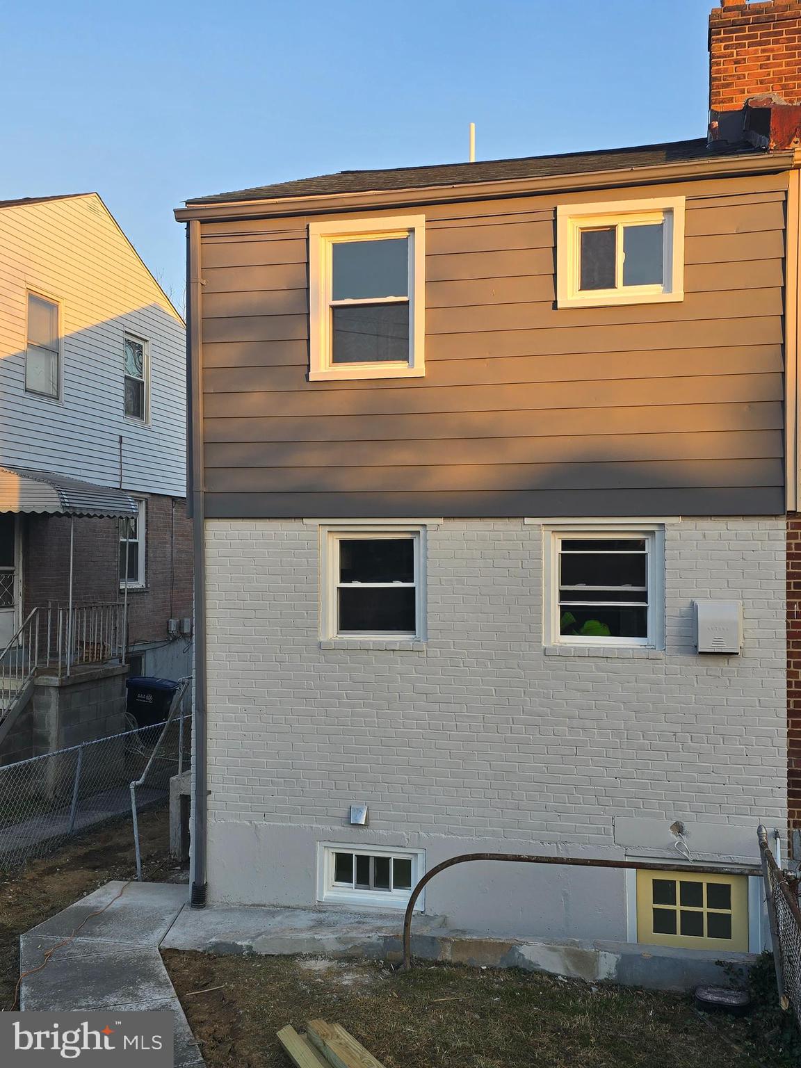 840 DIVISION AVENUE NE