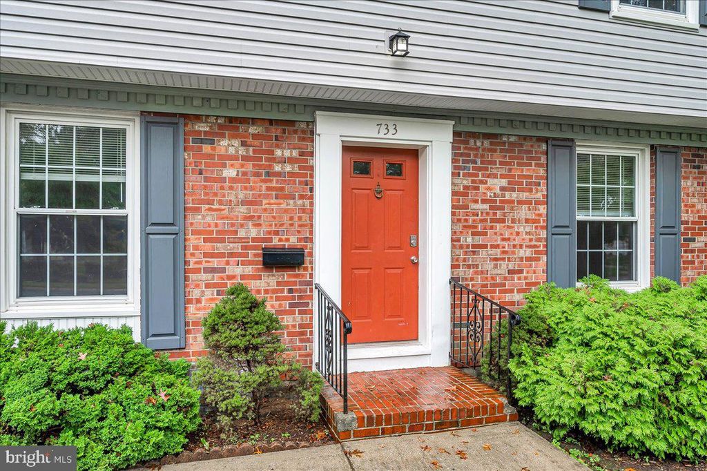 Photo of 733 Colgate Lane, NEWARK, DE 19711 (MLS # DENC2090132)